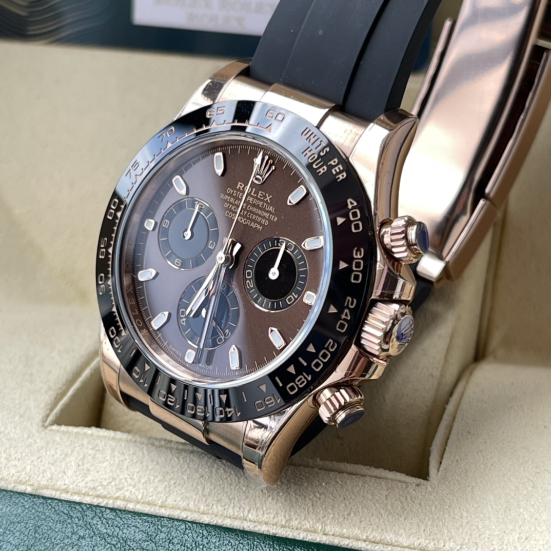 Rolex 高仿 男款 Daytona 咖啡面玫瑰金橡膠帶計時腕錶 成熟質感款| 10 Rolex 高仿 男款 Daytona 咖啡面玫瑰金橡膠帶計時腕錶 成熟質感款
