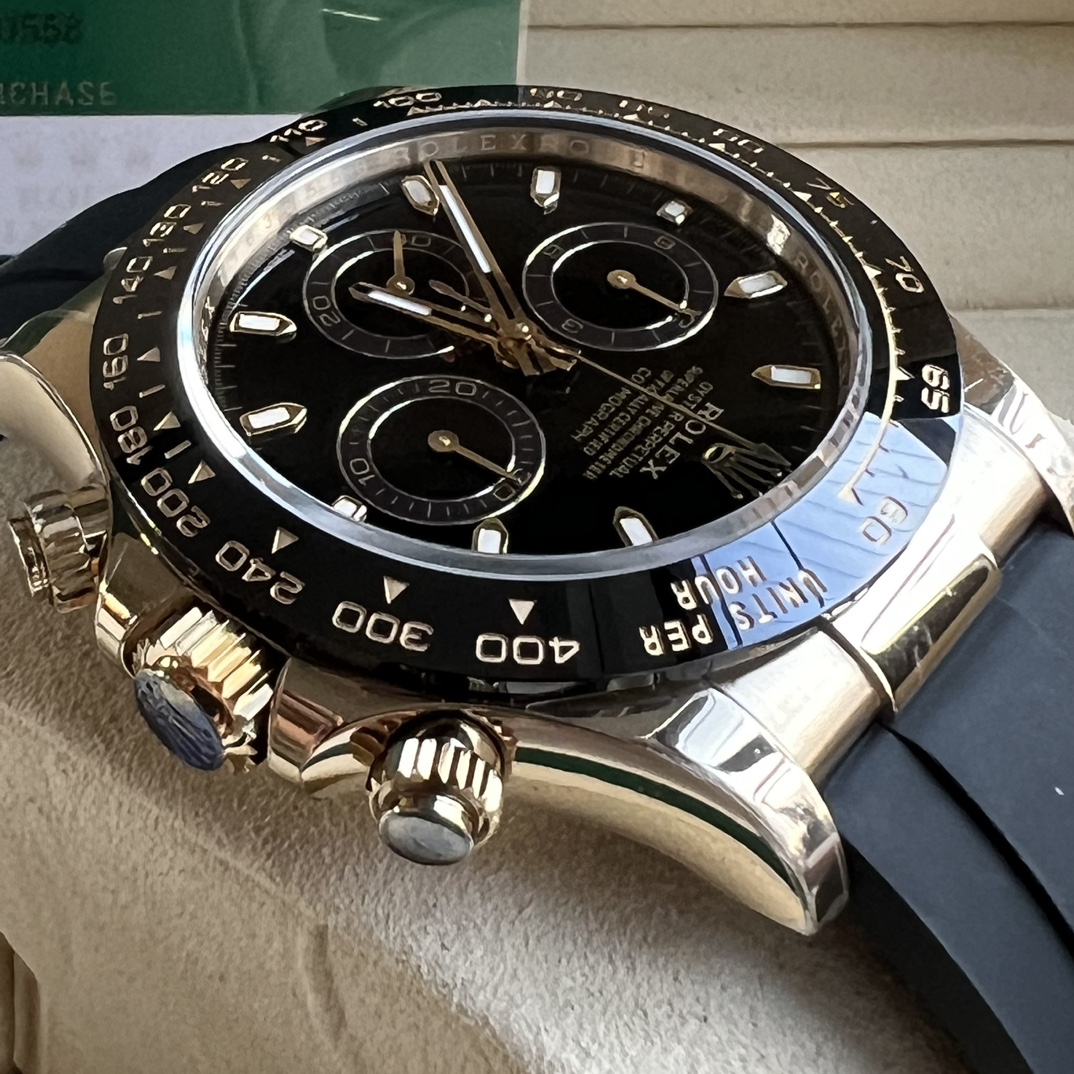 Rolex 高仿 男款 Daytona 黑面橡膠帶玫瑰金計時腕錶 經典運動款| 10 Rolex 高仿 男款 Daytona 黑面橡膠帶玫瑰金計時腕錶 經典運動款