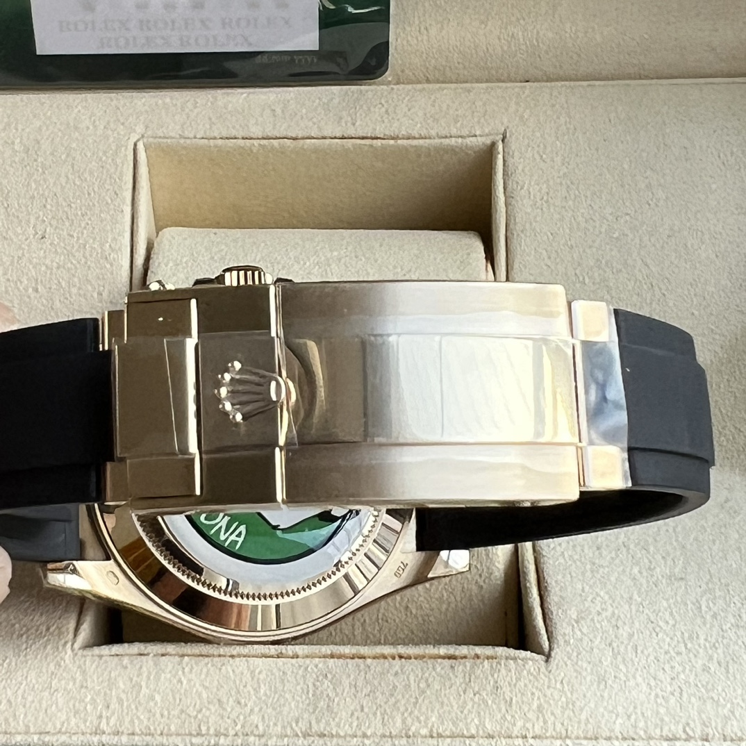 Rolex 高仿 男款 Daytona 黑面橡膠帶玫瑰金計時腕錶 經典運動款| 7 Rolex 高仿 男款 Daytona 黑面橡膠帶玫瑰金計時腕錶 經典運動款