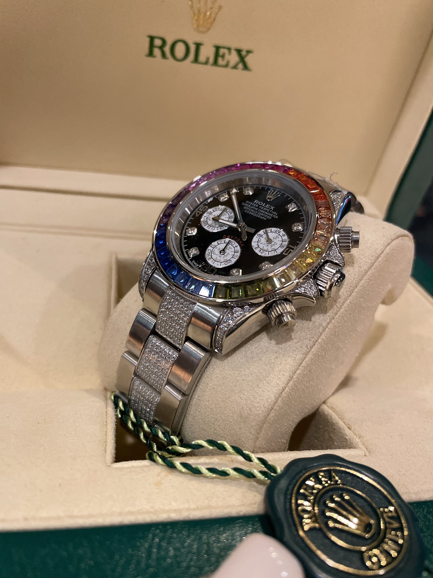 Rolex 原單 男款 Daytona 彩虹圈鑽面計時腕錶 高端奢華收藏款| 13 Rolex 原單 男款 Daytona 彩虹圈鑽面計時腕錶 高端奢華收藏款