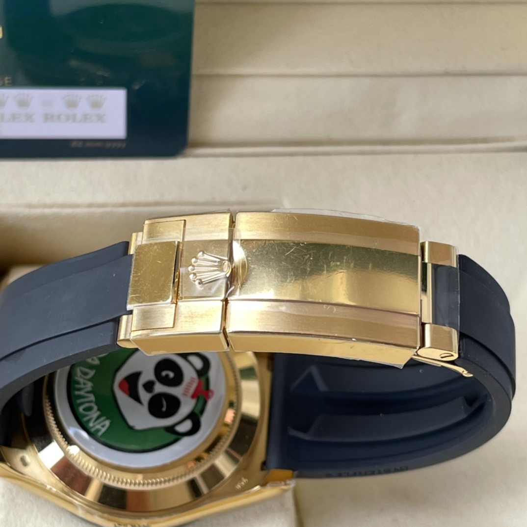 Rolex A貨 男款 Daytona 黑金面橡膠帶計時腕錶 奢華運動風| 8 Rolex A貨 男款 Daytona 黑金面橡膠帶計時腕錶 奢華運動風