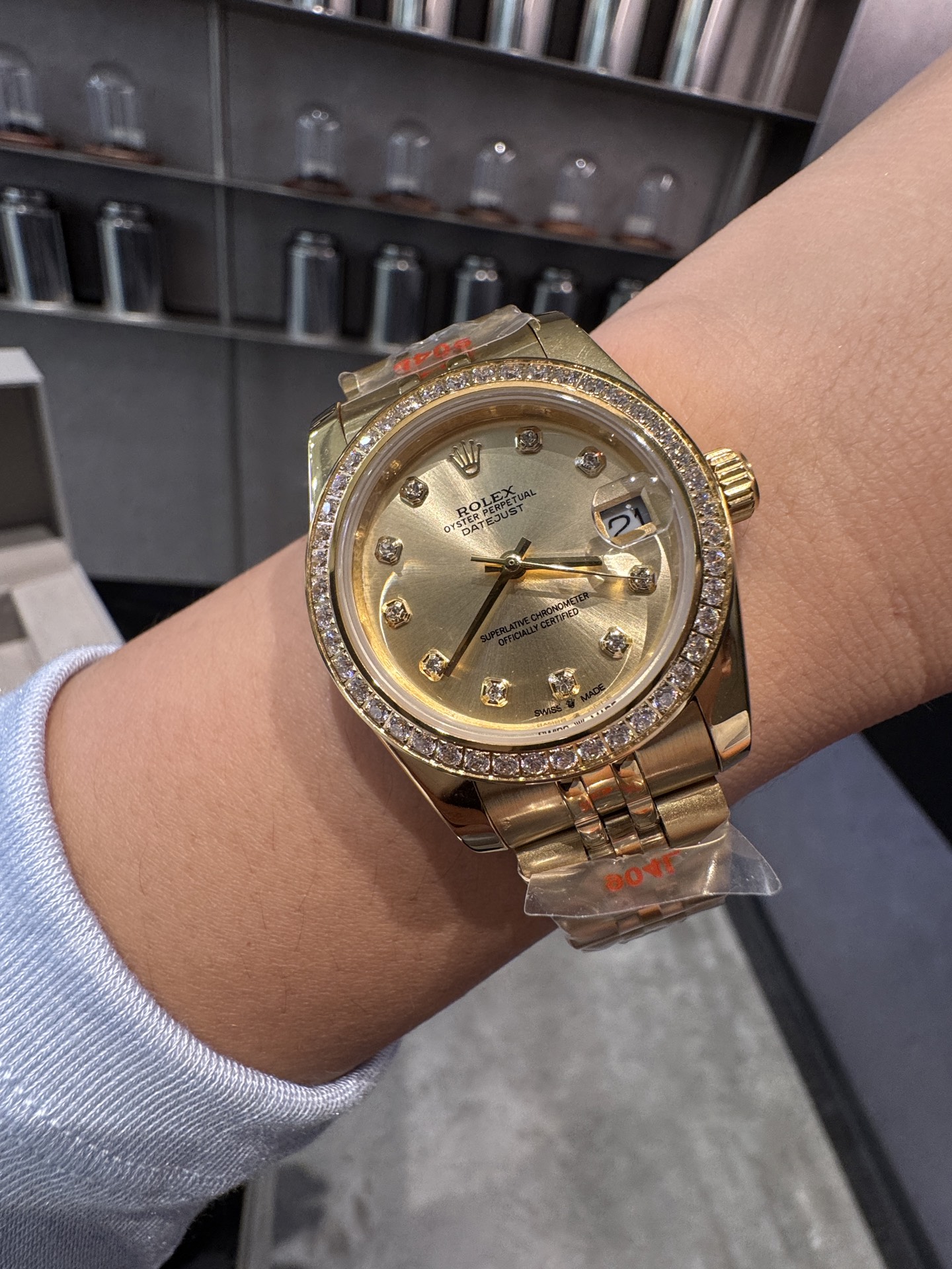 Rolex 高仿 女款 Datejust 鑽圈金面腕錶 奢華氣質款| 12 Rolex 高仿 女款 Datejust 鑽圈金面腕錶 奢華氣質款