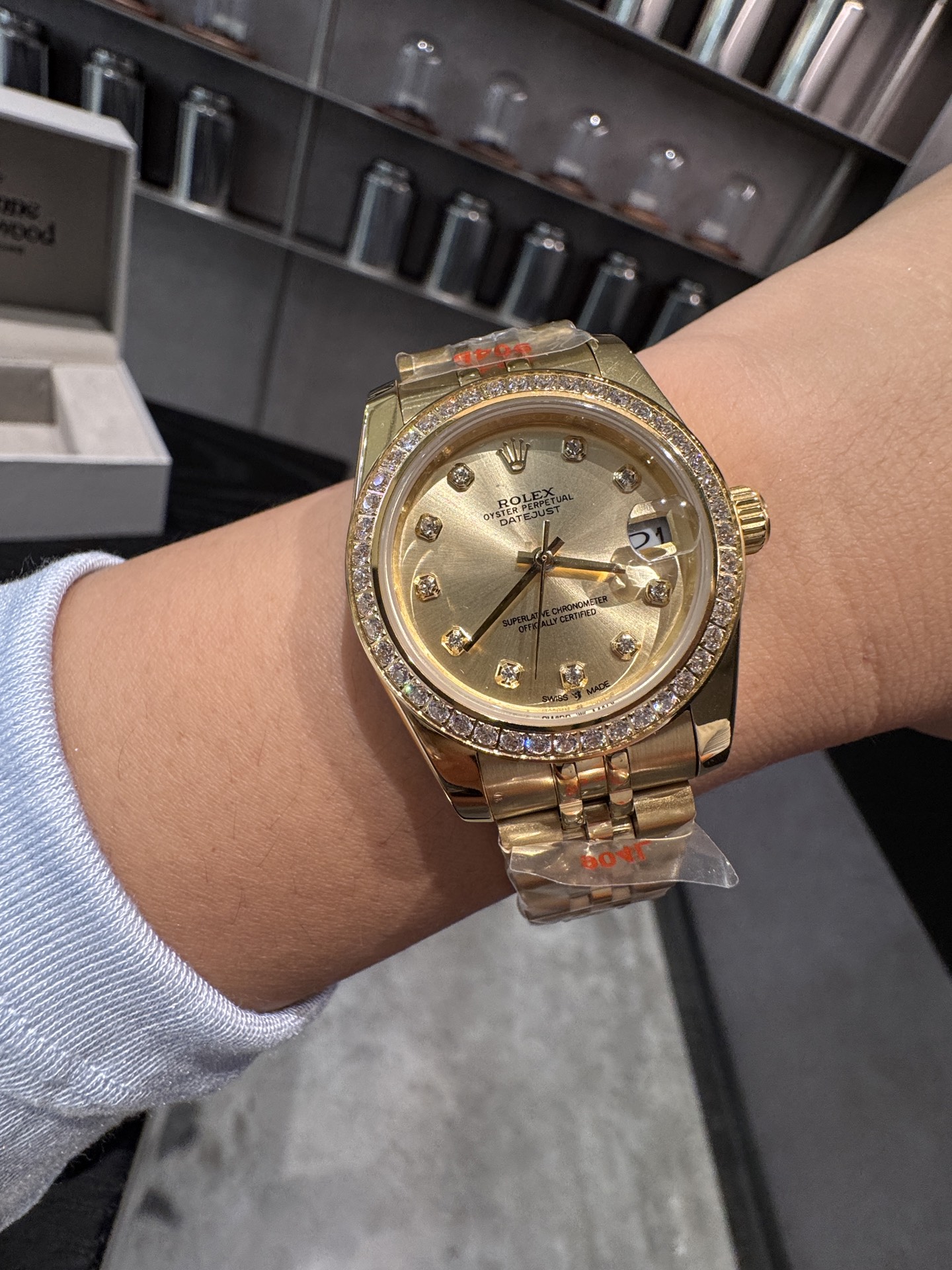 Rolex 高仿 女款 Datejust 鑽圈金面腕錶 奢華氣質款| 8 Rolex 高仿 女款 Datejust 鑽圈金面腕錶 奢華氣質款