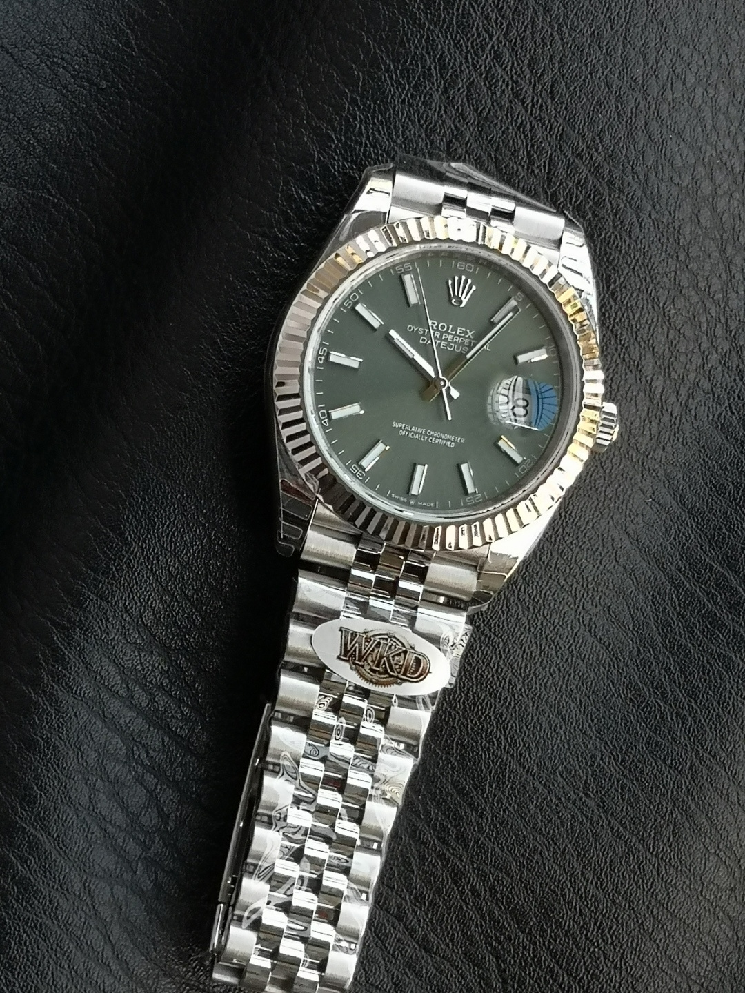 Rolex 高仿 男款 Datejust 綠面腕錶 經典狗牙圈設計| 14 Rolex 高仿 男款 Datejust 綠面腕錶 經典狗牙圈設計