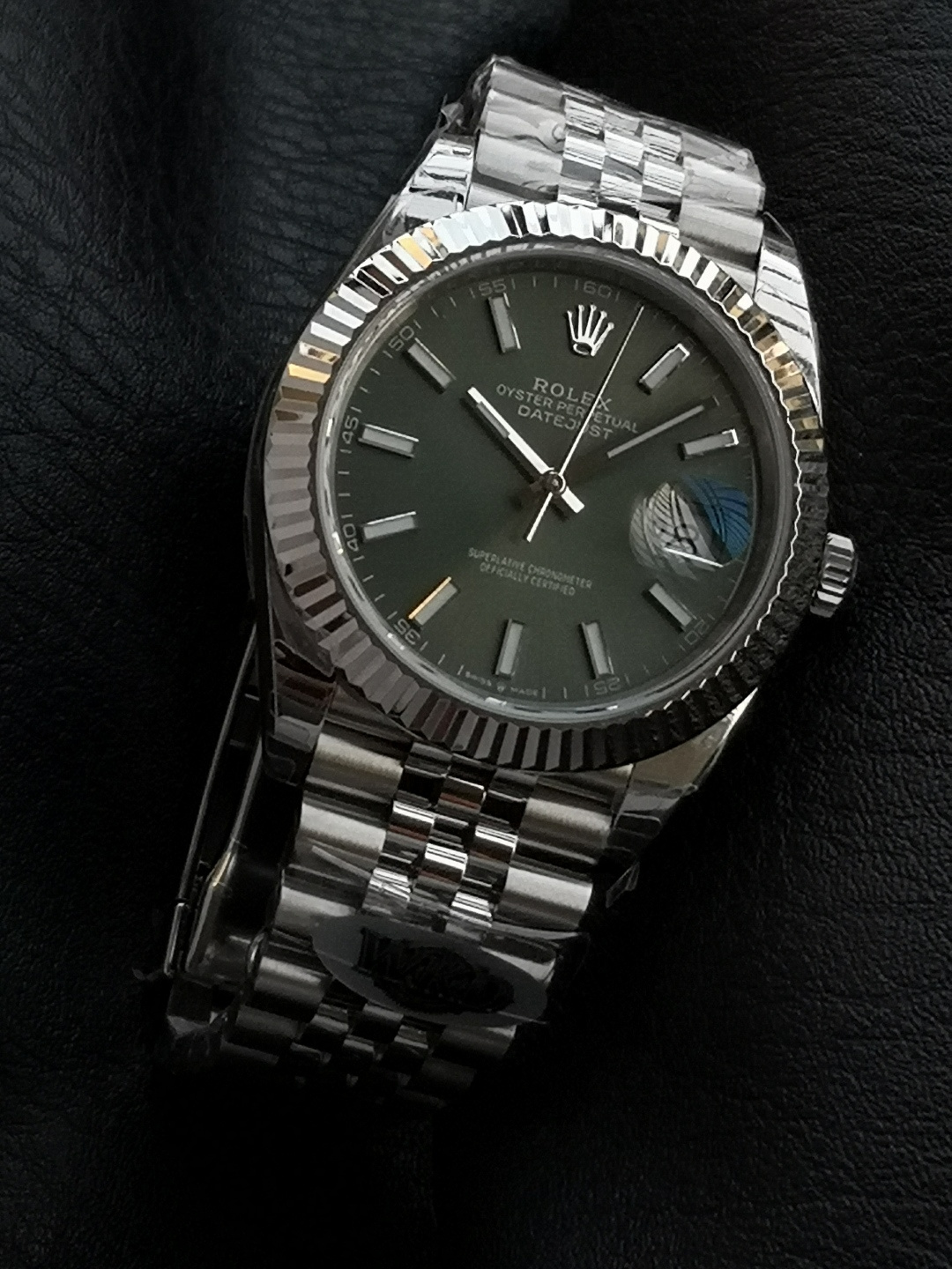 Rolex 高仿 男款 Datejust 綠面腕錶 經典狗牙圈設計| 13 Rolex 高仿 男款 Datejust 綠面腕錶 經典狗牙圈設計