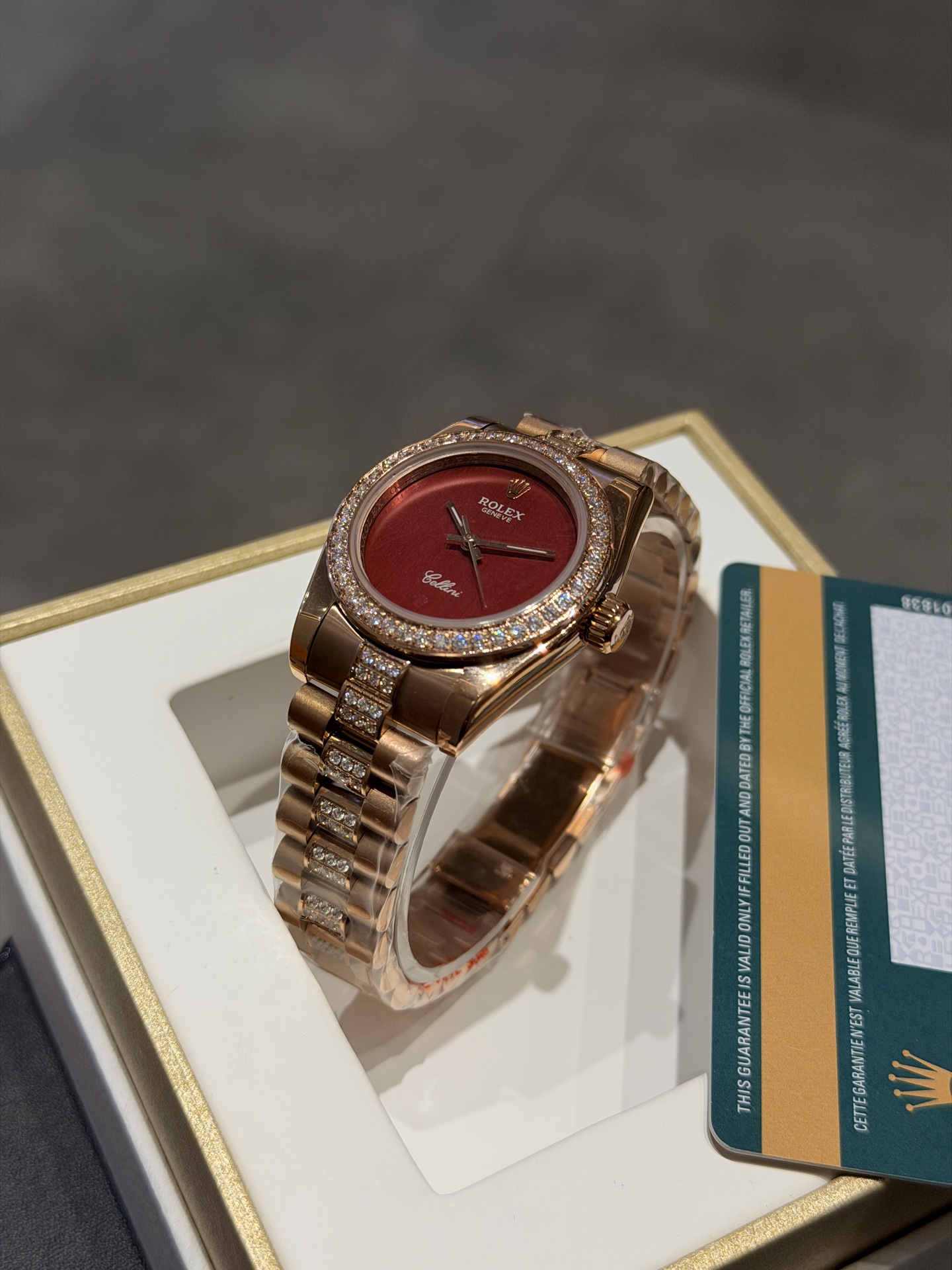 Rolex 原單 女款 Cellini 紅面鑽圈腕錶 時尚亮眼款| 8 Rolex 原單 女款 Cellini 紅面鑽圈腕錶 時尚亮眼款