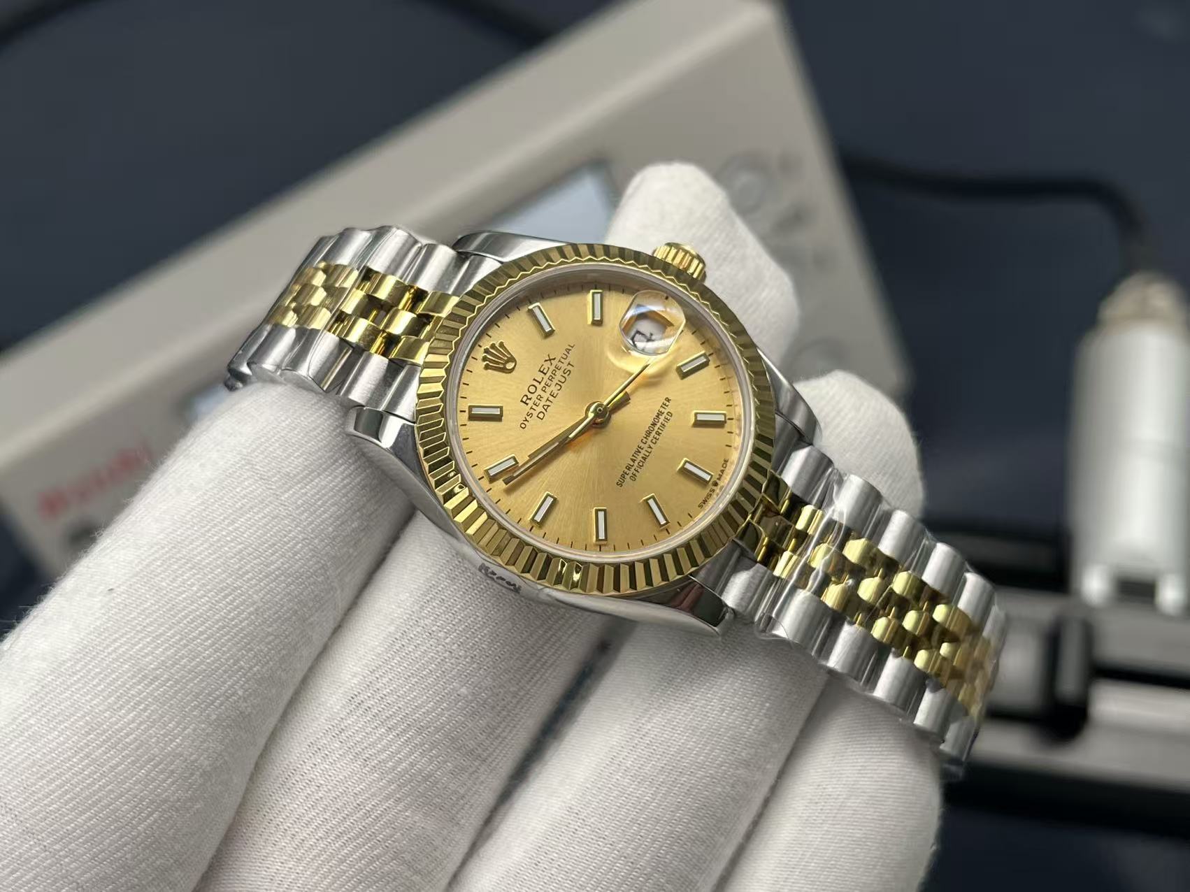 Rolex 高仿 男款 Datejust 金面腕錶 經典百搭款| 12 Rolex 高仿 男款 Datejust 金面腕錶 經典百搭款