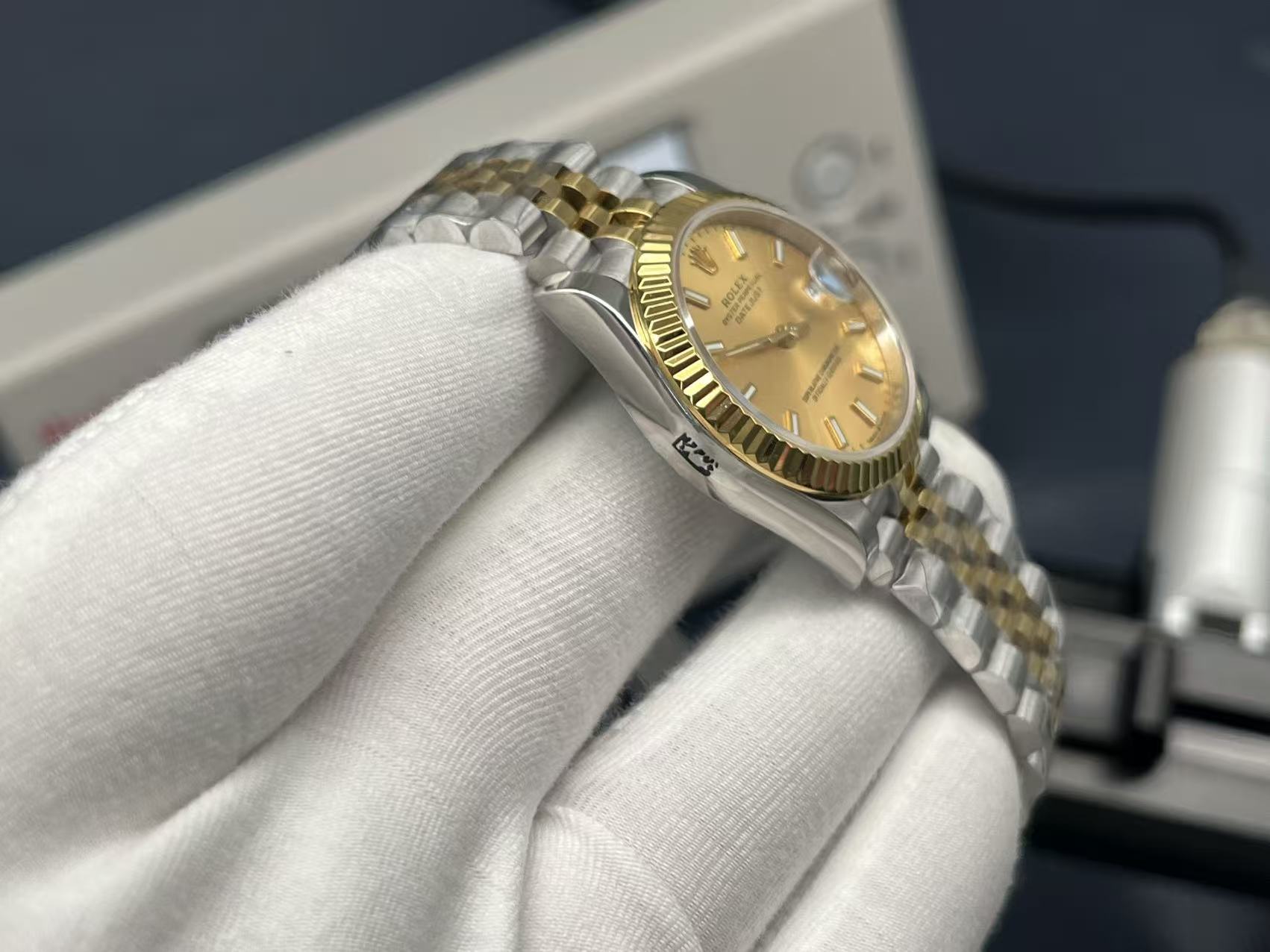 Rolex 高仿 男款 Datejust 金面腕錶 經典百搭款| 11 Rolex 高仿 男款 Datejust 金面腕錶 經典百搭款