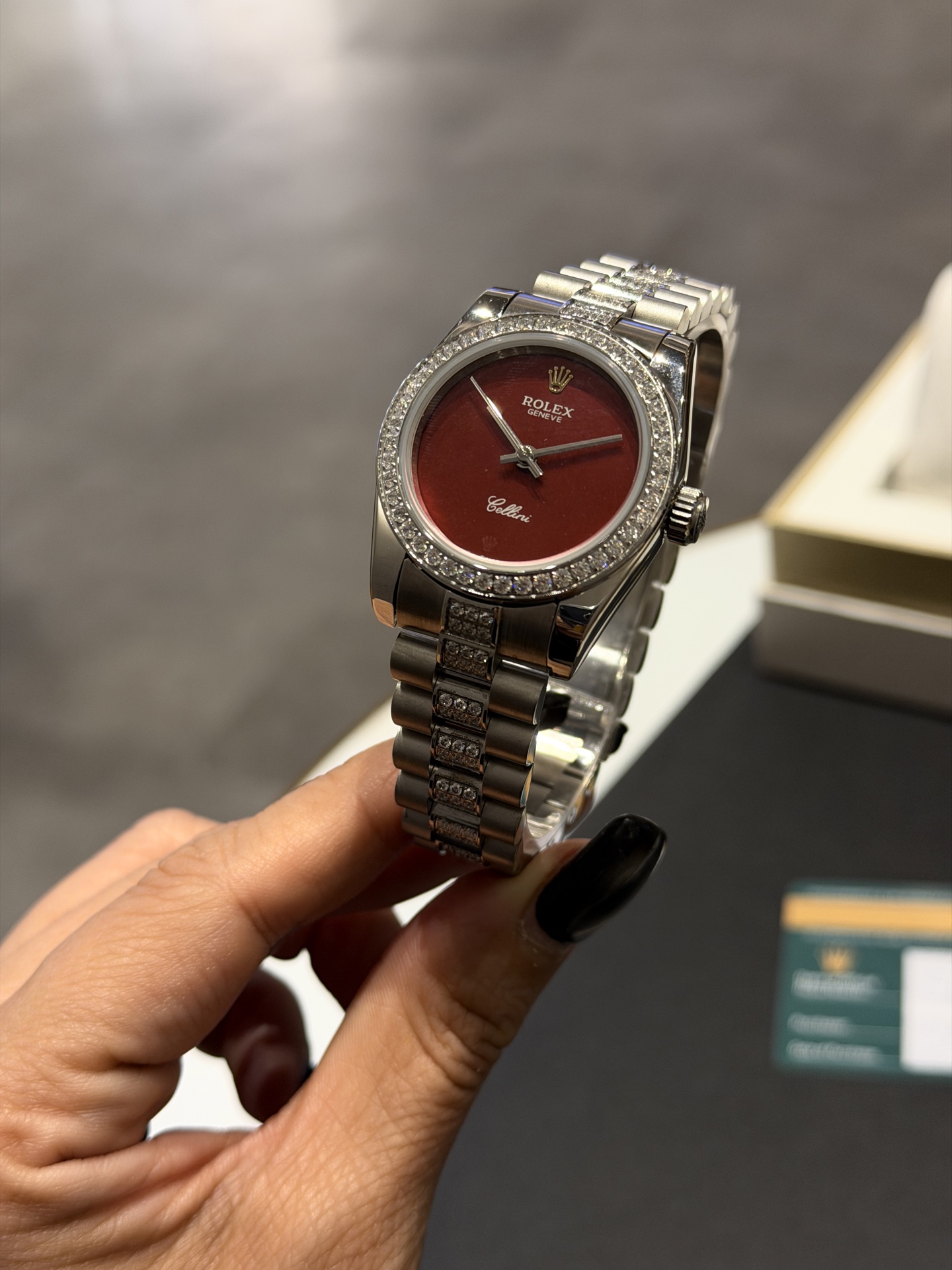 Rolex 高仿 女款 Datejust 酒红色面腕錶 甜美時尚款| 14 Rolex 高仿 女款 Datejust 酒红色面腕錶 甜美時尚款