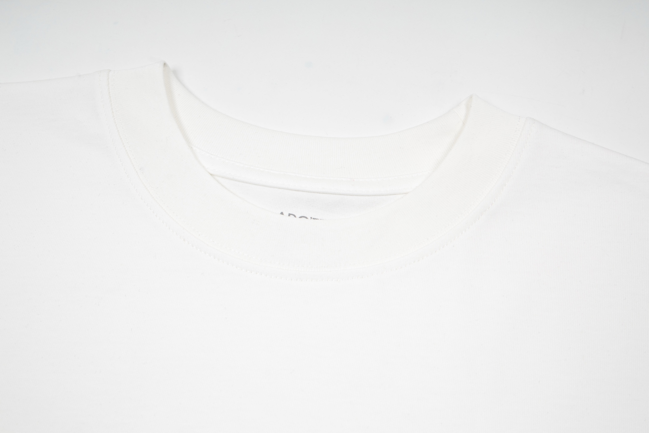 ARC'TERYX A貨 男款短袖T恤 大LOGO設計 百搭潮流休閒款| 10 ARC'TERYX A貨 男款短袖T恤 大LOGO設計 百搭潮流休閒款