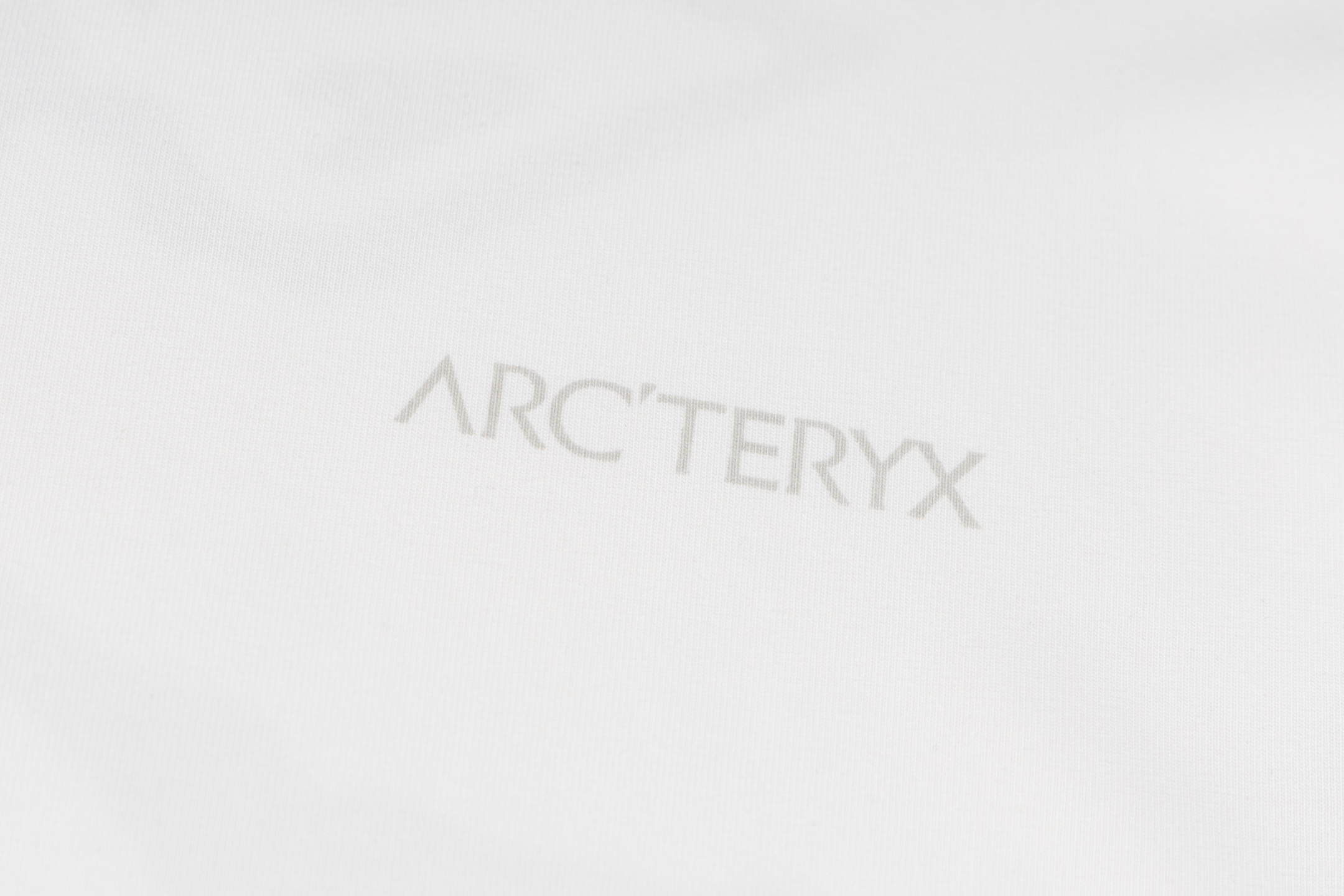 ARC'TERYX 高仿 男款短袖T恤 極簡純色設計 百搭基礎款| 8 ARC'TERYX 高仿 男款短袖T恤 極簡純色設計 百搭基礎款