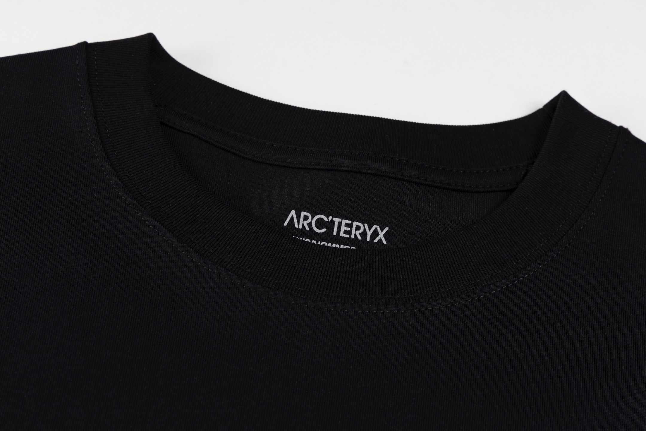 ARC'TERYX A貨 男款短袖T恤 彩色LOGO設計 街頭潮流款| 13 ARC'TERYX A貨 男款短袖T恤 彩色LOGO設計 街頭潮流款
