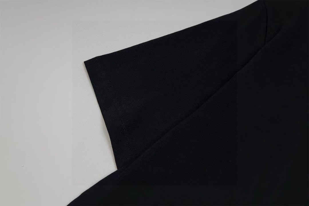 ARC'TERYX A貨 男款短袖T恤 小標簡約設計 日常百搭款| 8 ARC'TERYX A貨 男款短袖T恤 小標簡約設計 日常百搭款
