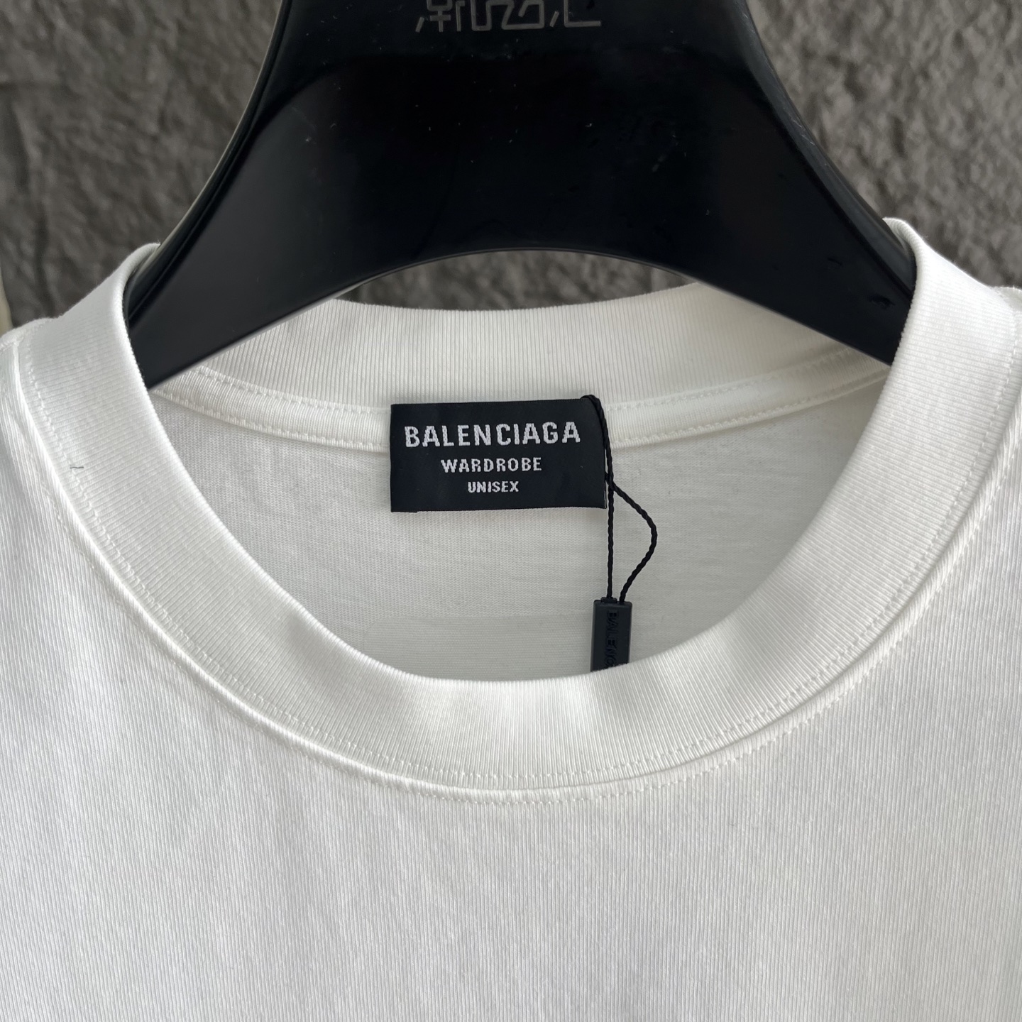 Balenciaga 高仿 背面字母印花短袖T恤 黑色潮流寬鬆款| 10 Balenciaga 高仿 背面字母印花短袖T恤 黑色潮流寬鬆款