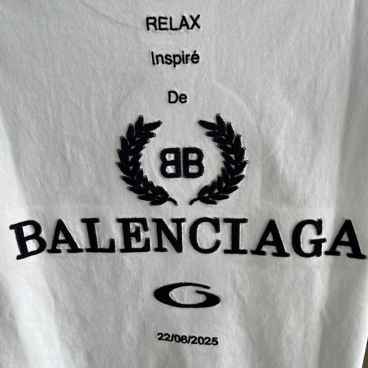 Balenciaga 高仿 背面字母印花短袖T恤 黑色潮流寬鬆款| 9 Balenciaga 高仿 背面字母印花短袖T恤 黑色潮流寬鬆款