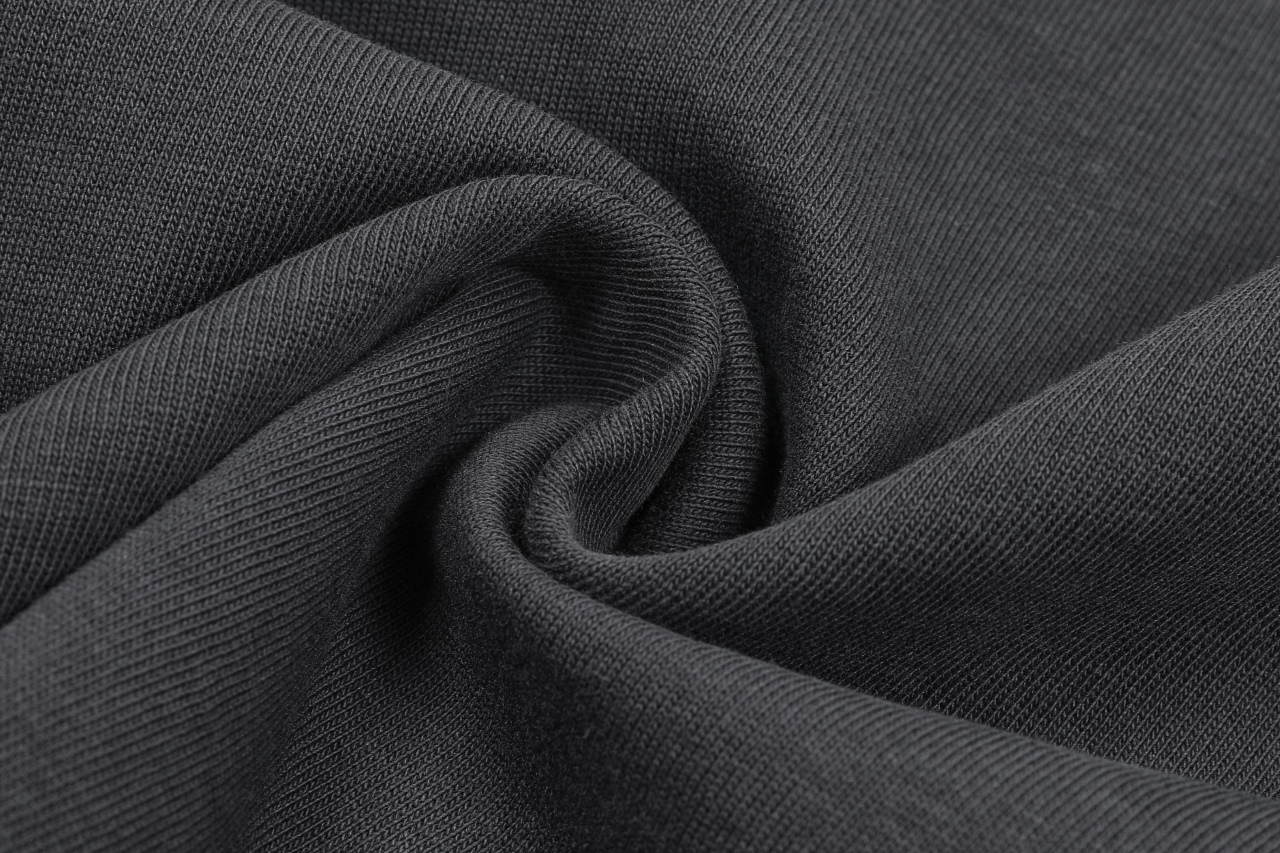 Balenciaga 高仿 蝴蝶印花短袖T恤 灰色潮流設計款| 7 Balenciaga 高仿 蝴蝶印花短袖T恤 灰色潮流設計款