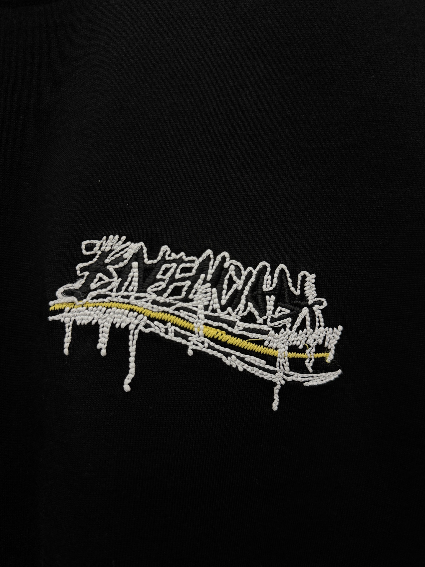 Balenciaga 一比一 胸前刺繡字母短袖T恤 黑色街頭簡約款| 9 Balenciaga 一比一 胸前刺繡字母短袖T恤 黑色街頭簡約款