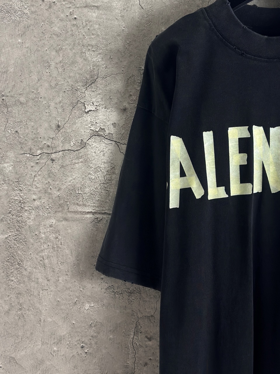 Balenciaga 一比一 男款 字母LOGO寬版短袖T恤 潮流休閒百搭| 13 Balenciaga 一比一 男款 字母LOGO寬版短袖T恤 潮流休閒百搭