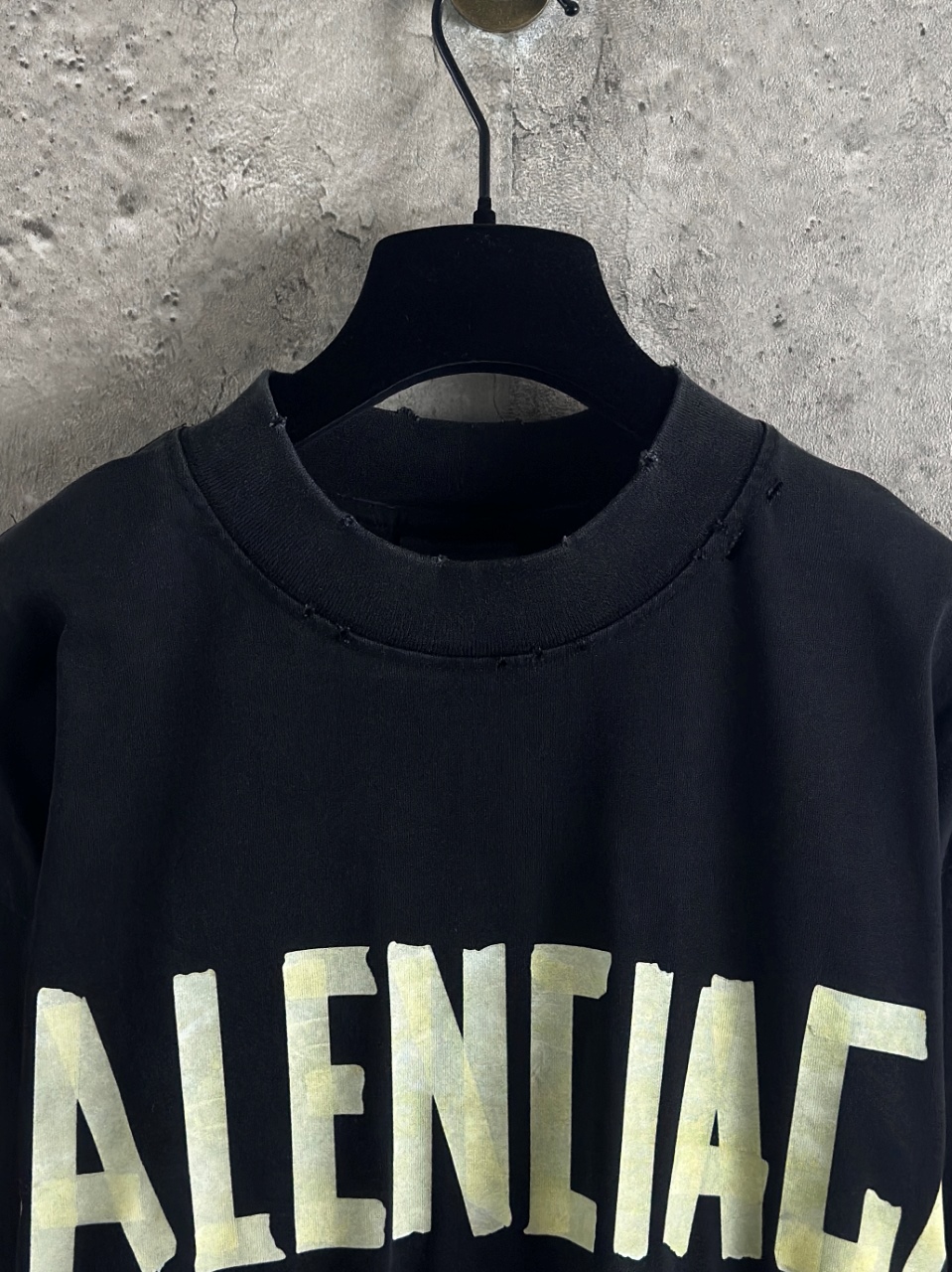 Balenciaga 一比一 男款 字母LOGO寬版短袖T恤 潮流休閒百搭| 10 Balenciaga 一比一 男款 字母LOGO寬版短袖T恤 潮流休閒百搭