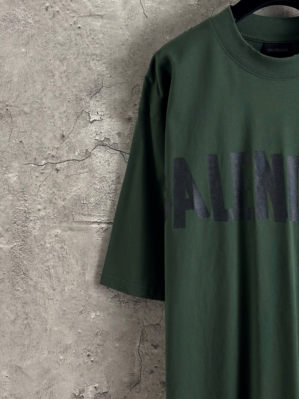 Balenciaga A貨 男款 字母LOGO寬版短袖T恤 潮流百搭休閒款| 10 Balenciaga A貨 男款 字母LOGO寬版短袖T恤 潮流百搭休閒款