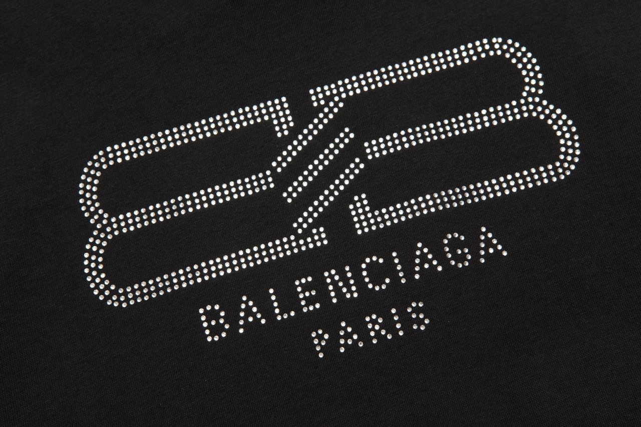 Balenciaga 高仿 男款 字母印花寬版短袖T恤 潮流簡約款| 8 Balenciaga 高仿 男款 字母印花寬版短袖T恤 潮流簡約款