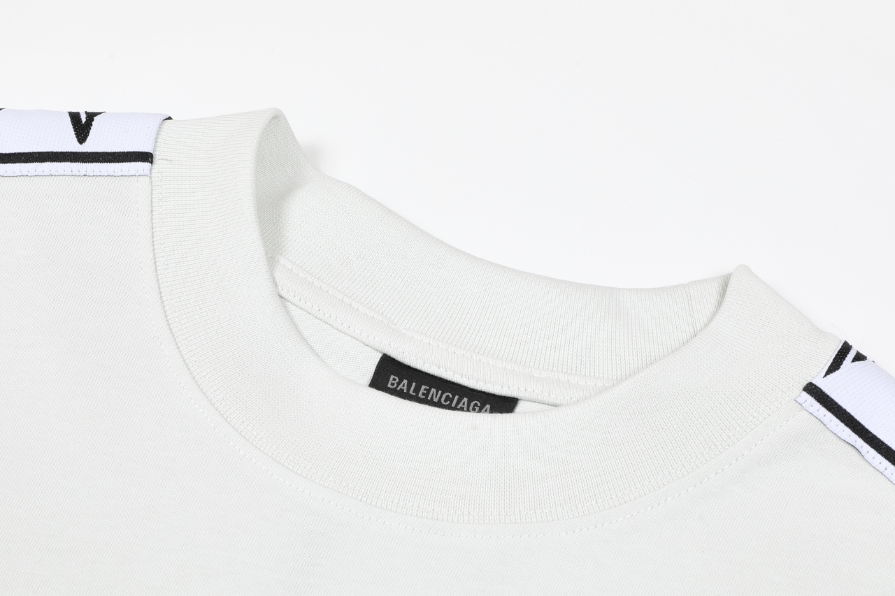 Balenciaga A貨 男款 純色寬鬆短袖T恤 側邊條紋設計休閒款| 11 Balenciaga A貨 男款 純色寬鬆短袖T恤 側邊條紋設計休閒款