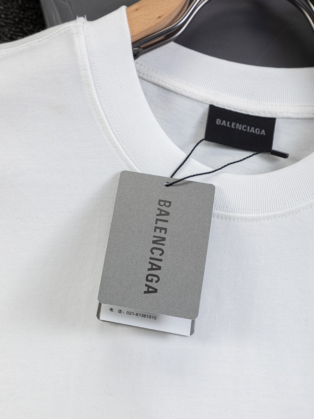Balenciaga 高仿 男款 簡約刺繡LOGO寬鬆短袖T恤 百搭休閒款| 16 Balenciaga 高仿 男款 簡約刺繡LOGO寬鬆短袖T恤 百搭休閒款