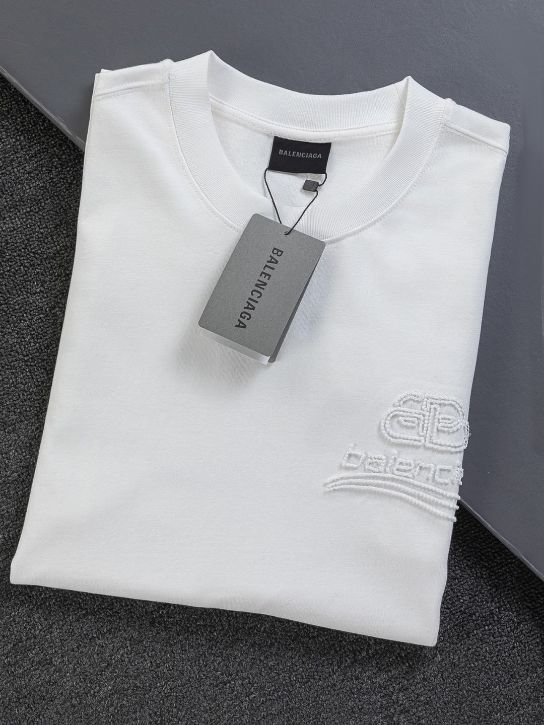 Balenciaga 高仿 男款 簡約刺繡LOGO寬鬆短袖T恤 百搭休閒款| 13 Balenciaga 高仿 男款 簡約刺繡LOGO寬鬆短袖T恤 百搭休閒款