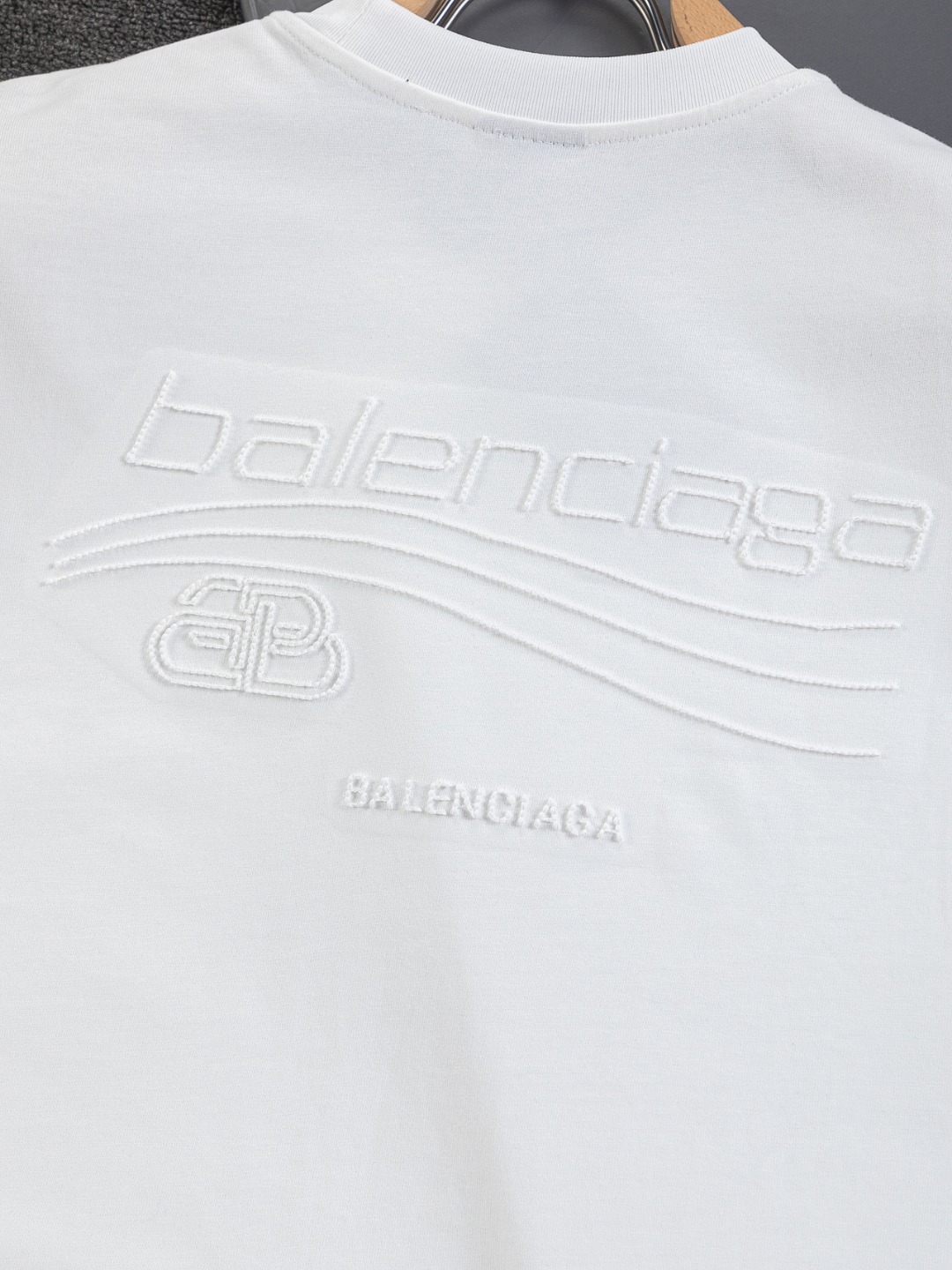 Balenciaga 高仿 男款 簡約刺繡LOGO寬鬆短袖T恤 百搭休閒款| 7 Balenciaga 高仿 男款 簡約刺繡LOGO寬鬆短袖T恤 百搭休閒款