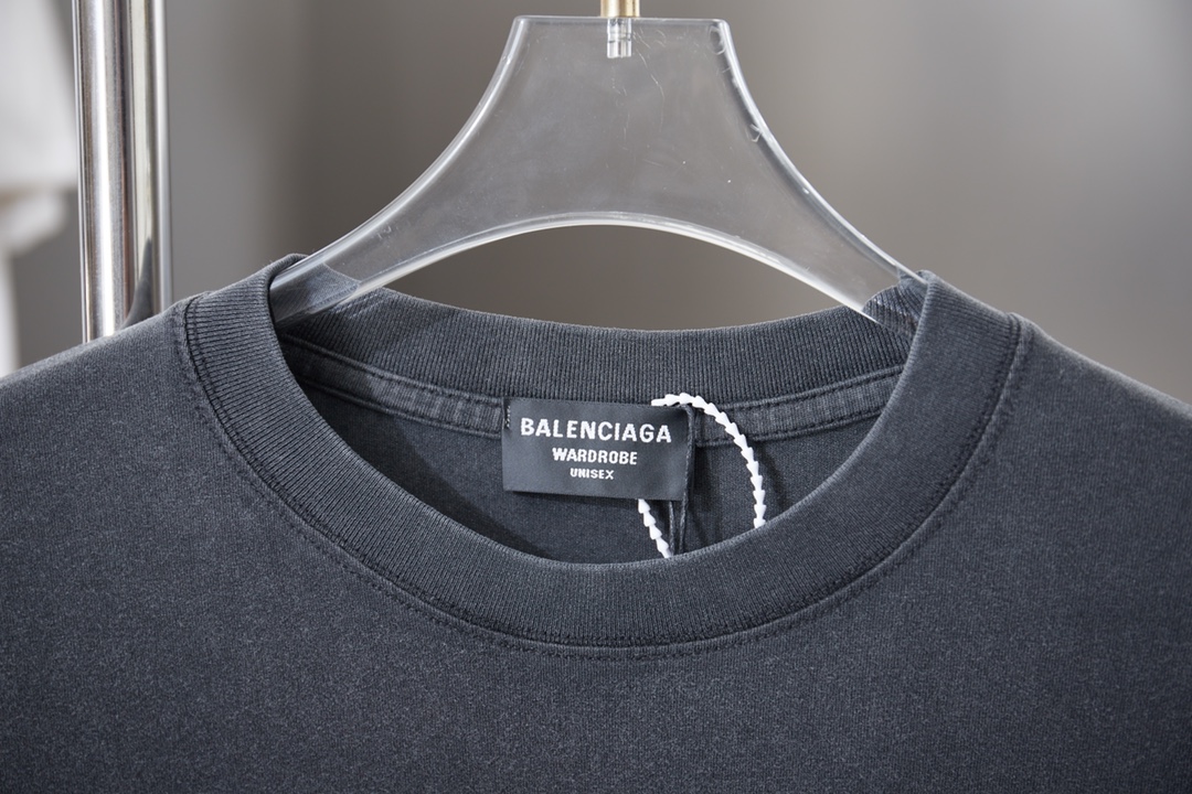 Balenciaga 一比一 拼接字母印花短袖T恤 寬鬆潮流休閒上衣 深灰色| 13 Balenciaga 一比一 拼接字母印花短袖T恤 寬鬆潮流休閒上衣 深灰色