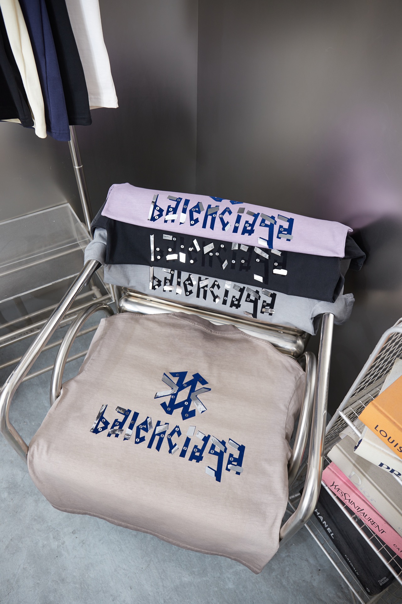 Balenciaga 原單 拼接字母短袖T恤 潮流印花寬鬆上衣 黑灰色| 8 Balenciaga 原單 拼接字母短袖T恤 潮流印花寬鬆上衣 黑灰色