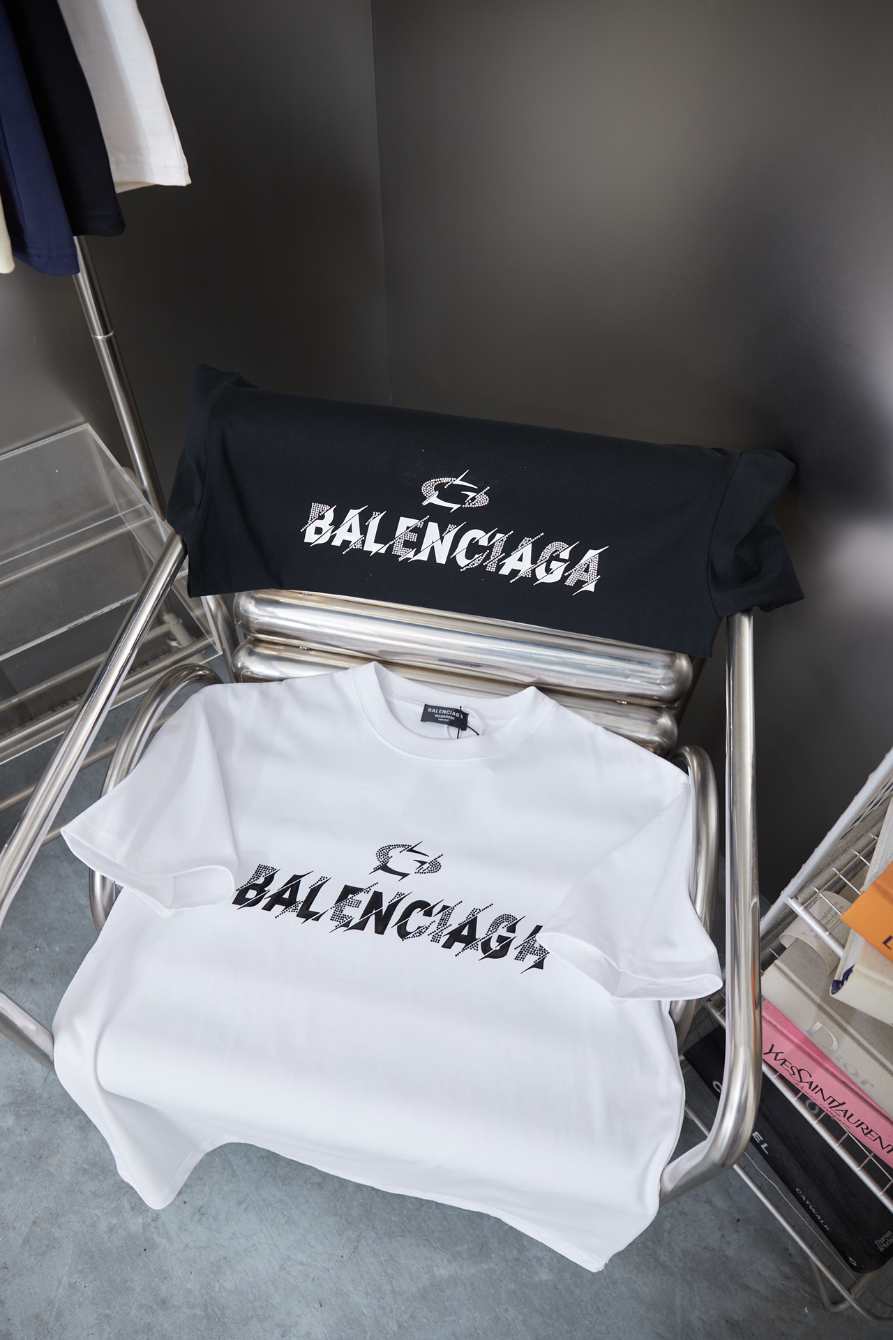 Balenciaga A貨 字母印花短袖T恤 潮流設計寬鬆休閒上衣 白色| 8 Balenciaga A貨 字母印花短袖T恤 潮流設計寬鬆休閒上衣 白色