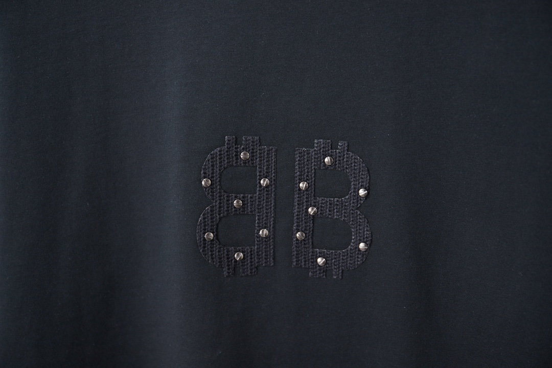 Balenciaga 高仿BB立體鉚釘刺繡短袖T恤 寬鬆版男女同款潮流百搭黑色| 13 Balenciaga 高仿BB立體鉚釘刺繡短袖T恤 寬鬆版男女同款潮流百搭黑色