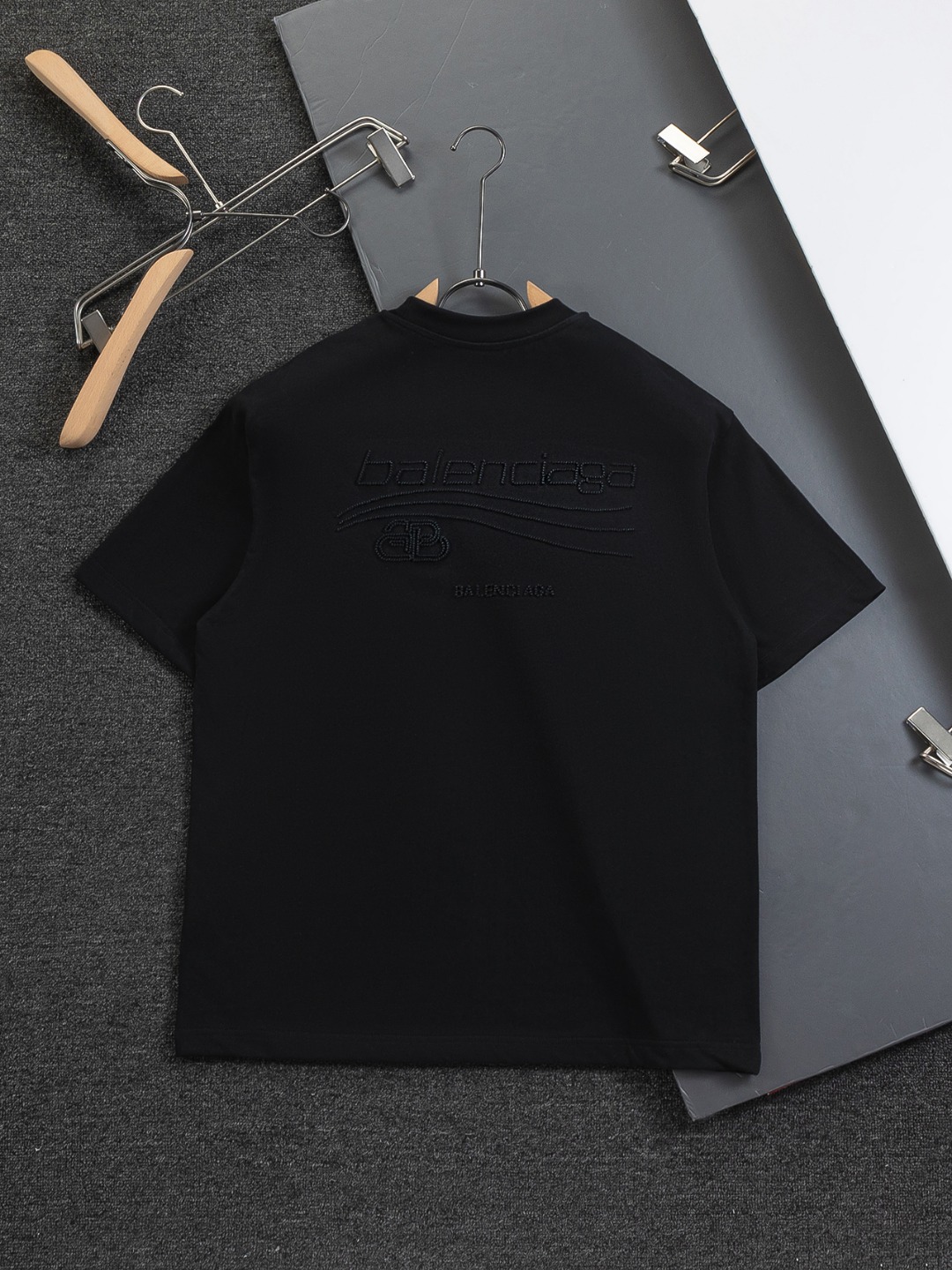 Balenciaga 高仿 男款 做舊水洗字母LOGO短袖T恤 復古潮流款| 14 Balenciaga 高仿 男款 做舊水洗字母LOGO短袖T恤 復古潮流款