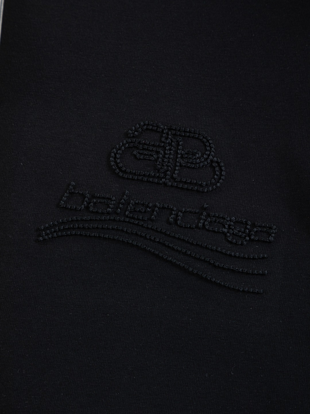 Balenciaga 高仿 男款 做舊水洗字母LOGO短袖T恤 復古潮流款| 10 Balenciaga 高仿 男款 做舊水洗字母LOGO短袖T恤 復古潮流款