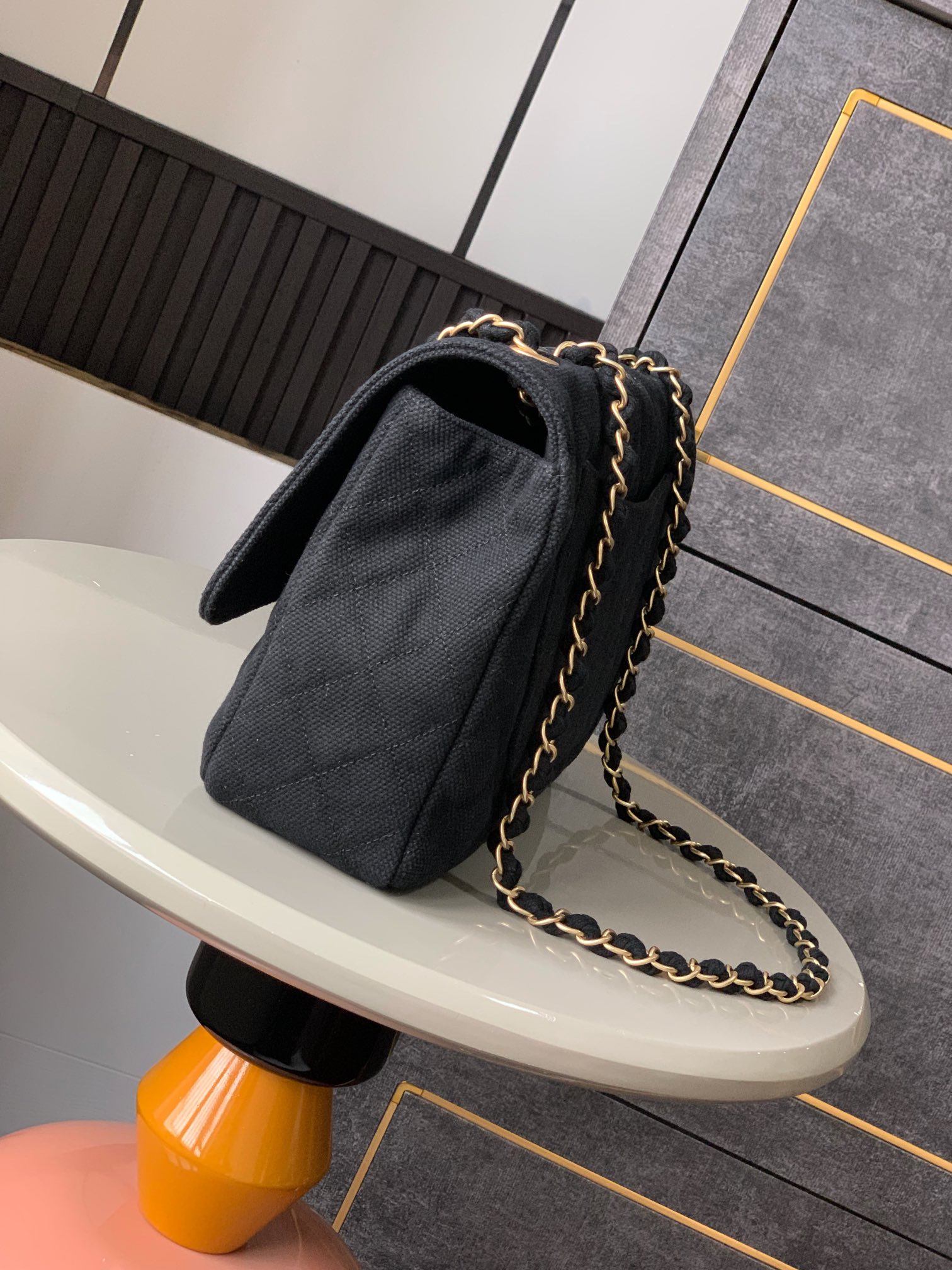 CHANEL高仿Boy Chanel刺繡花卉鏈條包黑色帆布設計款| 14 CHANEL高仿Boy Chanel刺繡花卉鏈條包黑色帆布設計款
