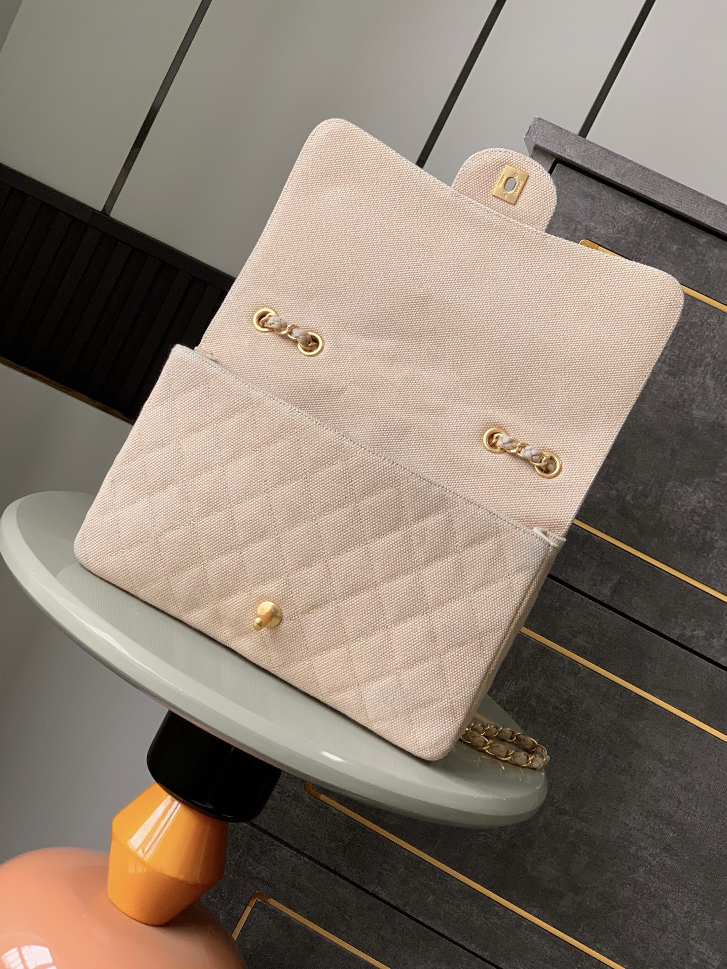CHANEL一比一Boy Chanel米色刺繡花卉鏈條包優雅翻蓋款| 11 CHANEL一比一Boy Chanel米色刺繡花卉鏈條包優雅翻蓋款