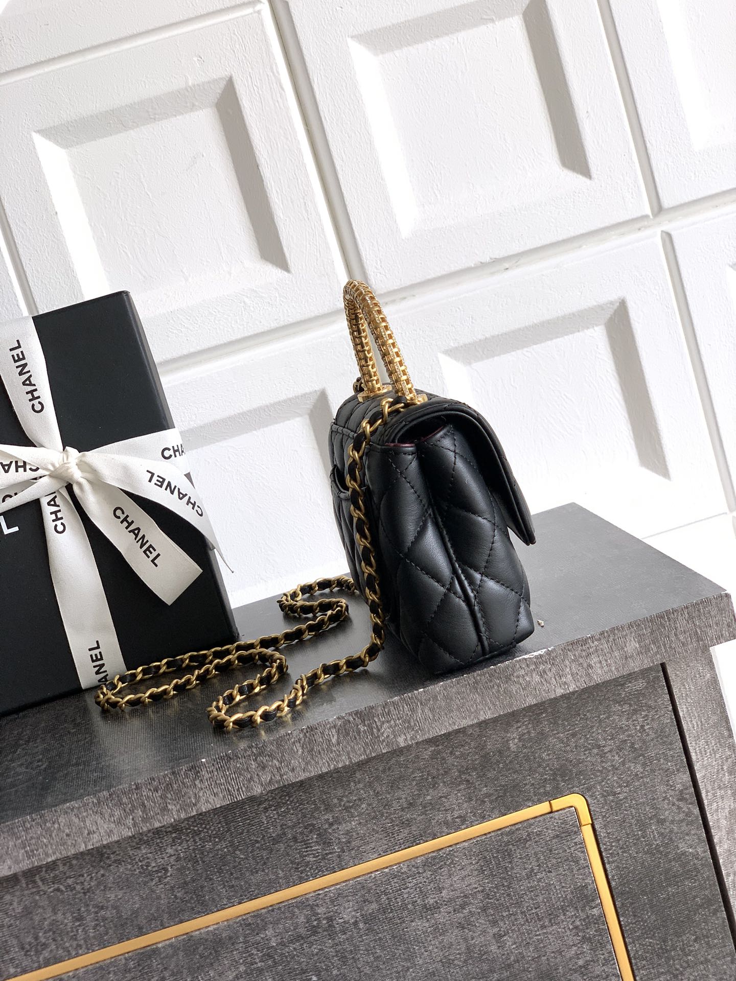 Chanel 高仿 女款 Coco Handle 迷你菱格手提包 黑色 氣質百搭款| 14 Chanel 高仿 女款 Coco Handle 迷你菱格手提包 黑色 氣質百搭款