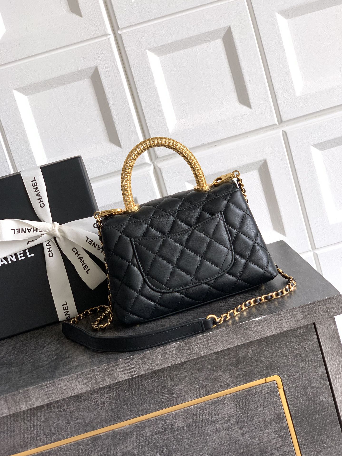 Chanel 原單 女款 Coco Handle 小號菱格鏈條包 黑色 經典通勤款| 13 Chanel 原單 女款 Coco Handle 小號菱格鏈條包 黑色 經典通勤款