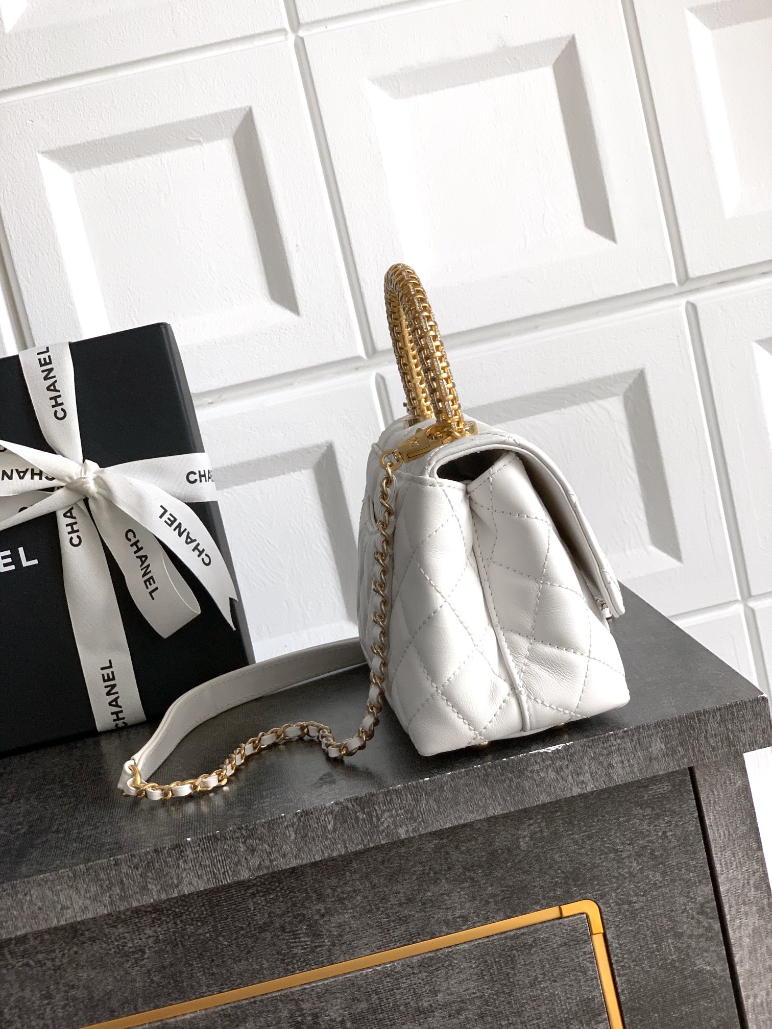Chanel 高仿 女款 Coco Handle 小號菱格手提包 白色 百搭氣質款| 14 Chanel 高仿 女款 Coco Handle 小號菱格手提包 白色 百搭氣質款