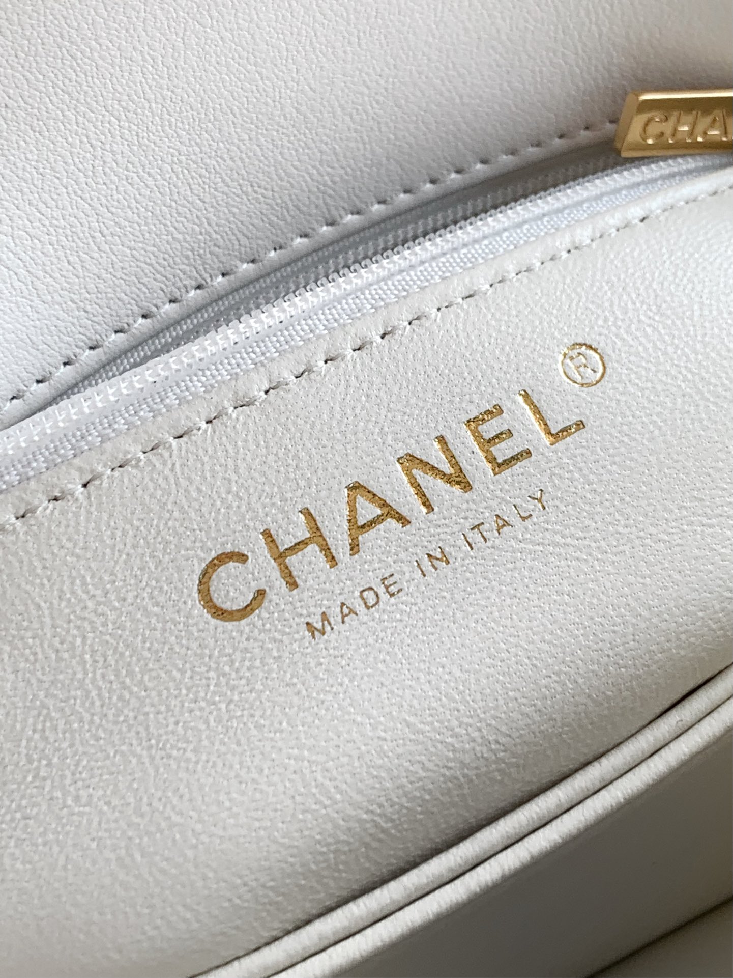 Chanel A貨 女款 Coco Handle 大號菱格肩背包 白色 通勤質感款| 7 Chanel A貨 女款 Coco Handle 大號菱格肩背包 白色 通勤質感款