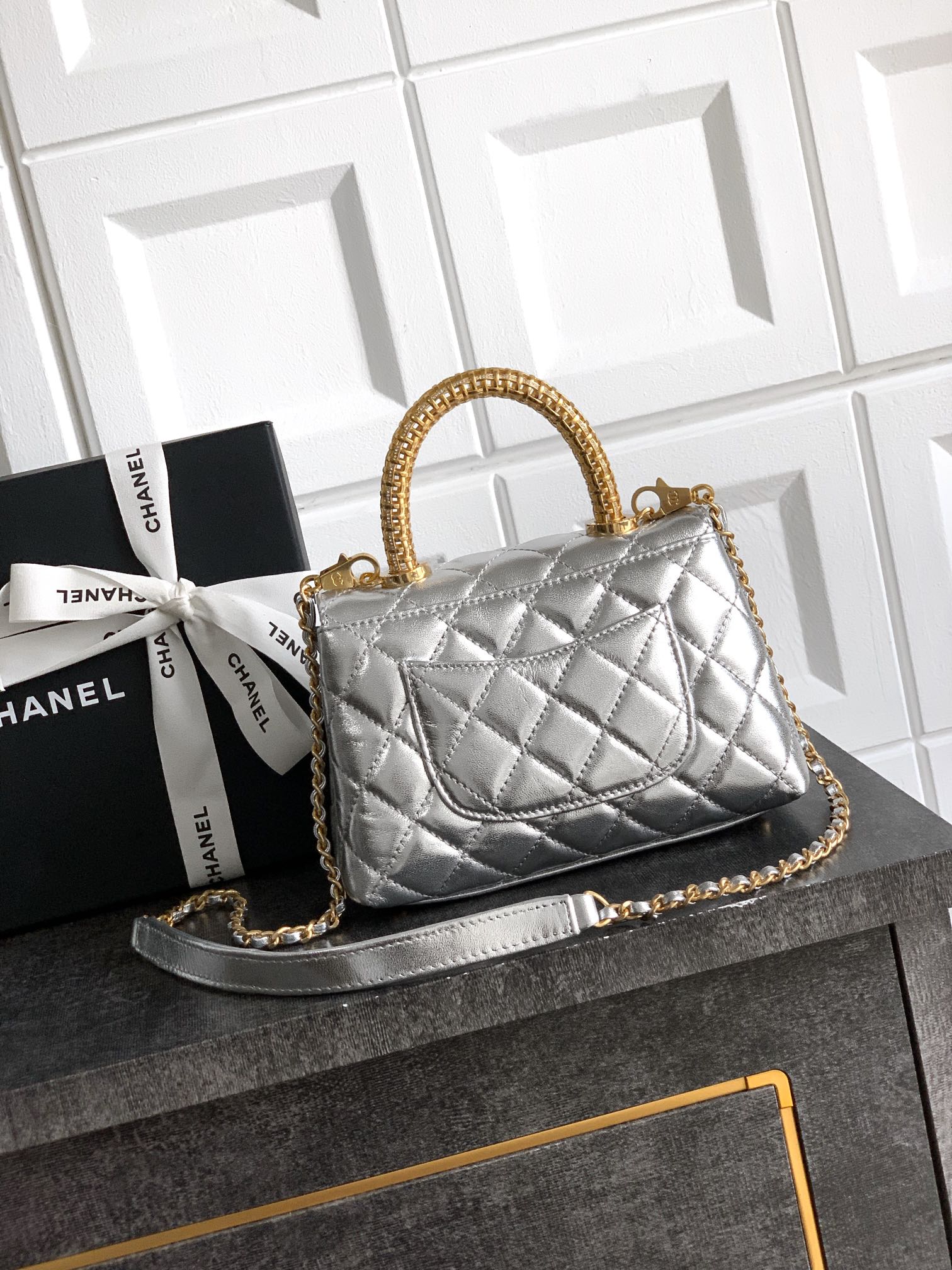 Chanel 高仿 女款 Coco Handle 小號菱格手提包 銀色 個性質感款| 13 Chanel 高仿 女款 Coco Handle 小號菱格手提包 銀色 個性質感款