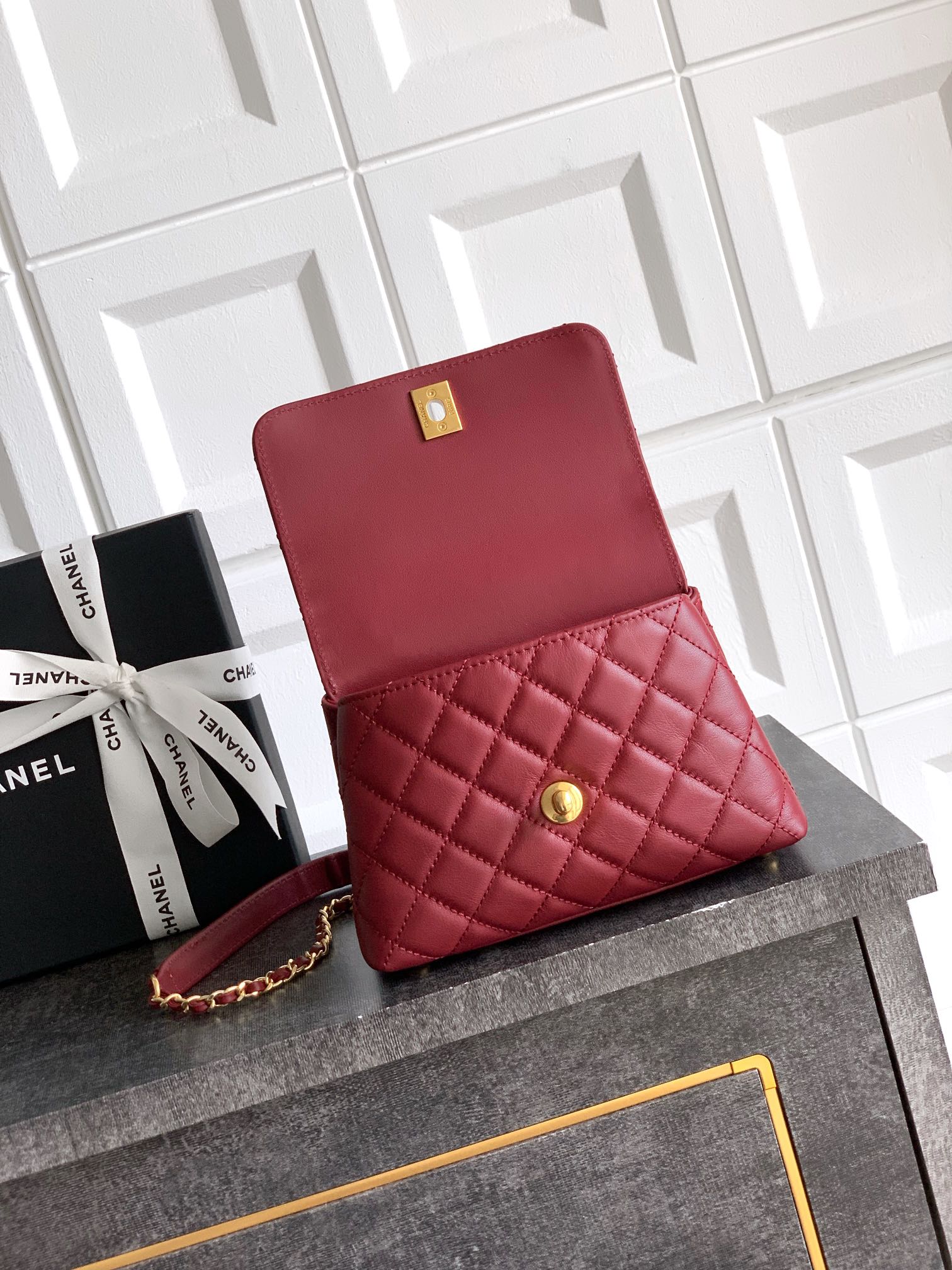 Chanel 原單 女款 Coco Handle 小號菱格手提包 紅色 氣質百搭款| 11 Chanel 原單 女款 Coco Handle 小號菱格手提包 紅色 氣質百搭款