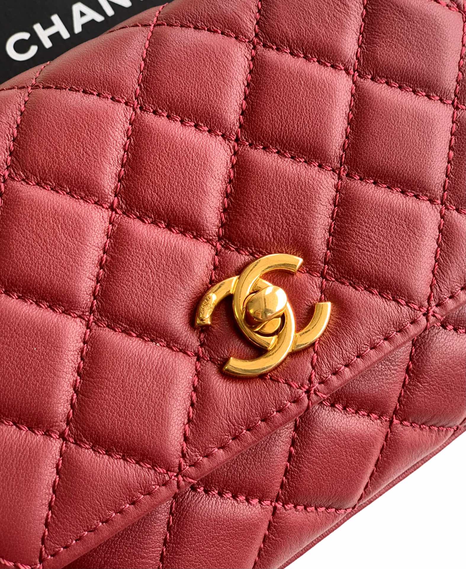 Chanel 原單 女款 Coco Handle 小號菱格手提包 紅色 氣質百搭款| 10 Chanel 原單 女款 Coco Handle 小號菱格手提包 紅色 氣質百搭款