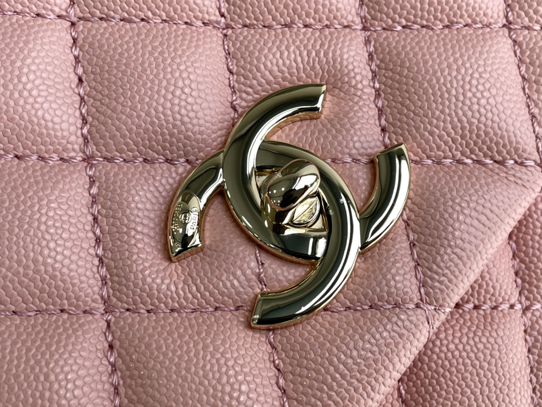 CHANEL 一比一 Coco Handle 手提包 大號 粉色菱格紋鏈條翻蓋包| 11 CHANEL 一比一 Coco Handle 手提包 大號 粉色菱格紋鏈條翻蓋包