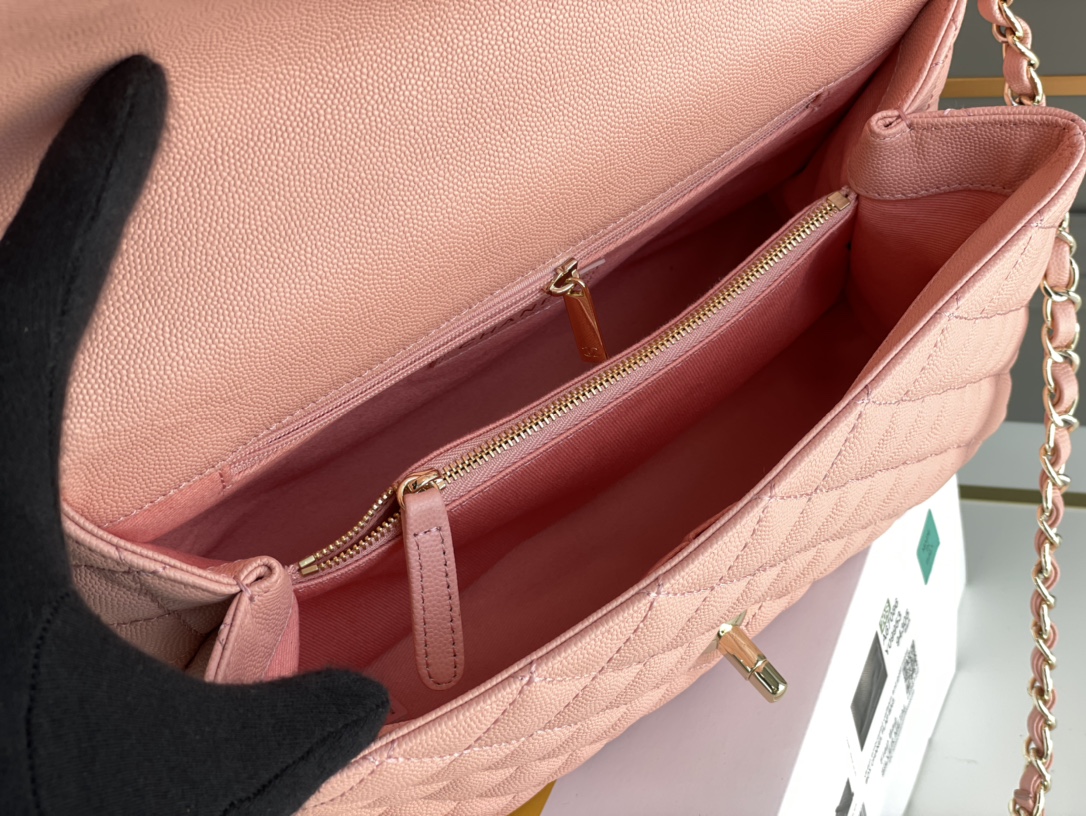 CHANEL 一比一 Coco Handle 手提包 大號 粉色菱格紋鏈條翻蓋包| 8 CHANEL 一比一 Coco Handle 手提包 大號 粉色菱格紋鏈條翻蓋包
