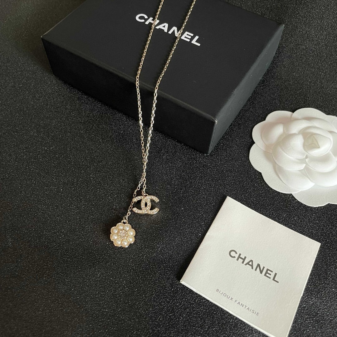 Chanel 原單雙C花朵吊墜項鍊 女款精緻鎖骨鍊 氣質百搭| 10 Chanel 原單雙C花朵吊墜項鍊 女款精緻鎖骨鍊 氣質百搭