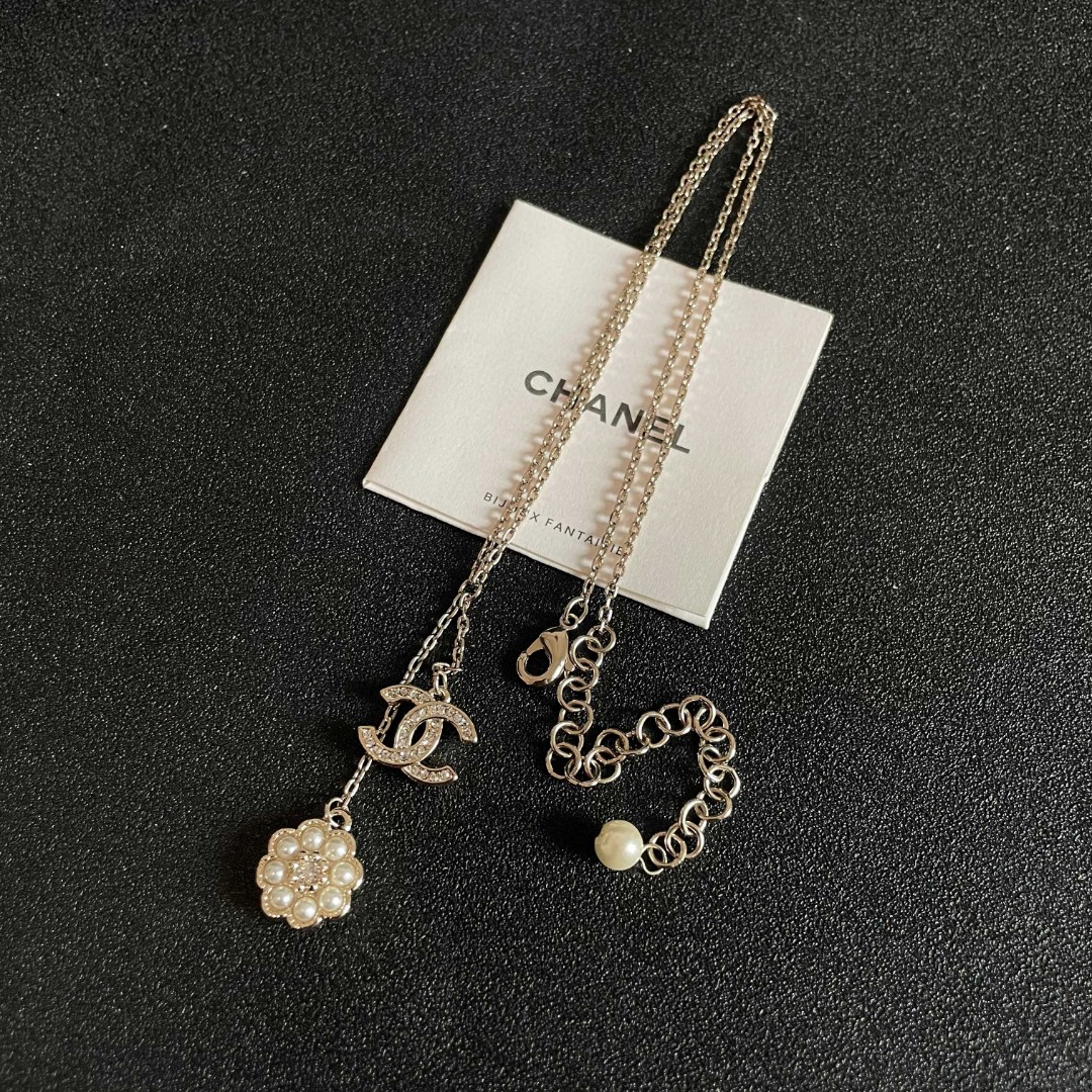 Chanel 原單雙C花朵吊墜項鍊 女款精緻鎖骨鍊 氣質百搭| 13 Chanel 原單雙C花朵吊墜項鍊 女款精緻鎖骨鍊 氣質百搭