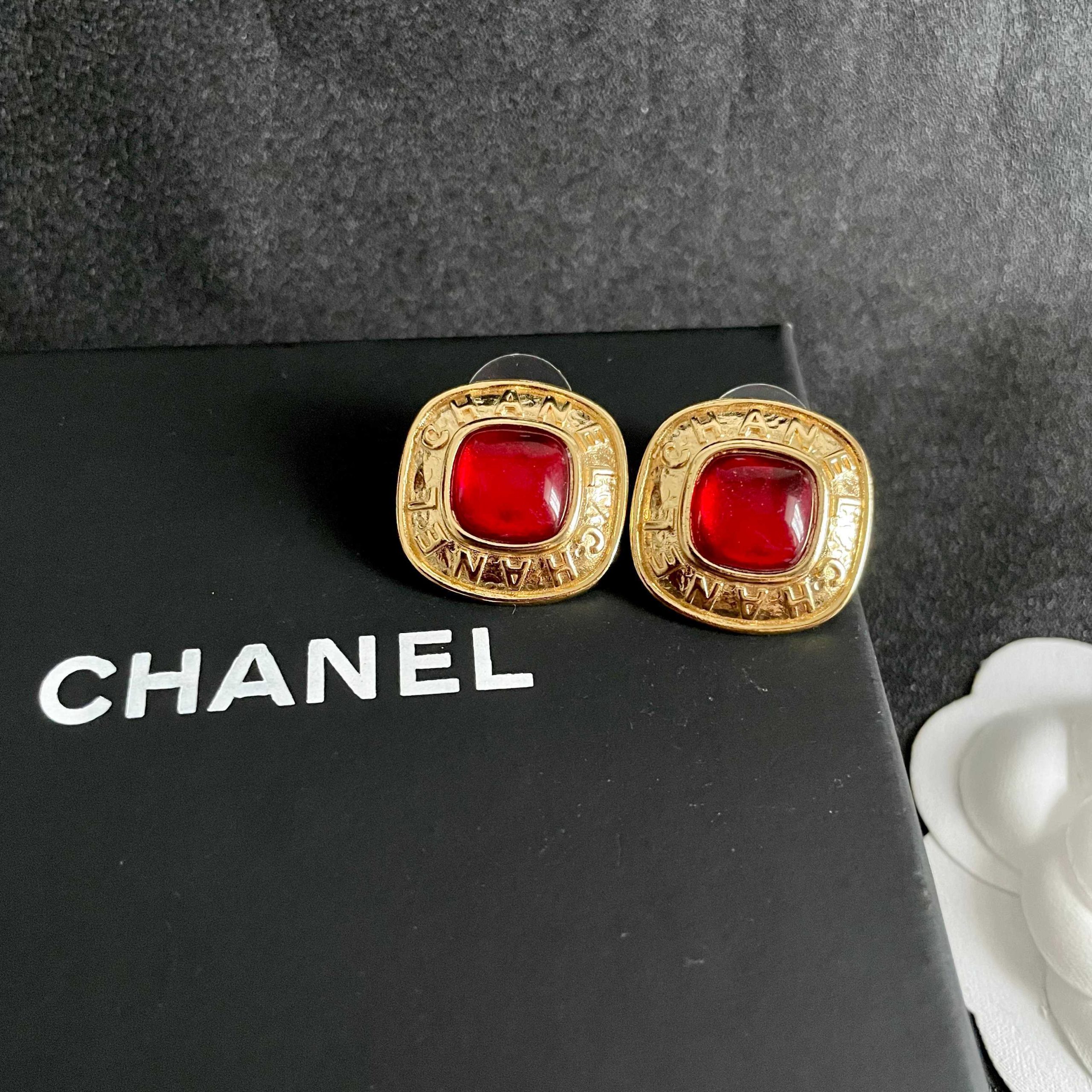 Chanel原單紅寶石方形耳環 復古宮廷風高端耳飾| 7 Chanel原單紅寶石方形耳環 復古宮廷風高端耳飾