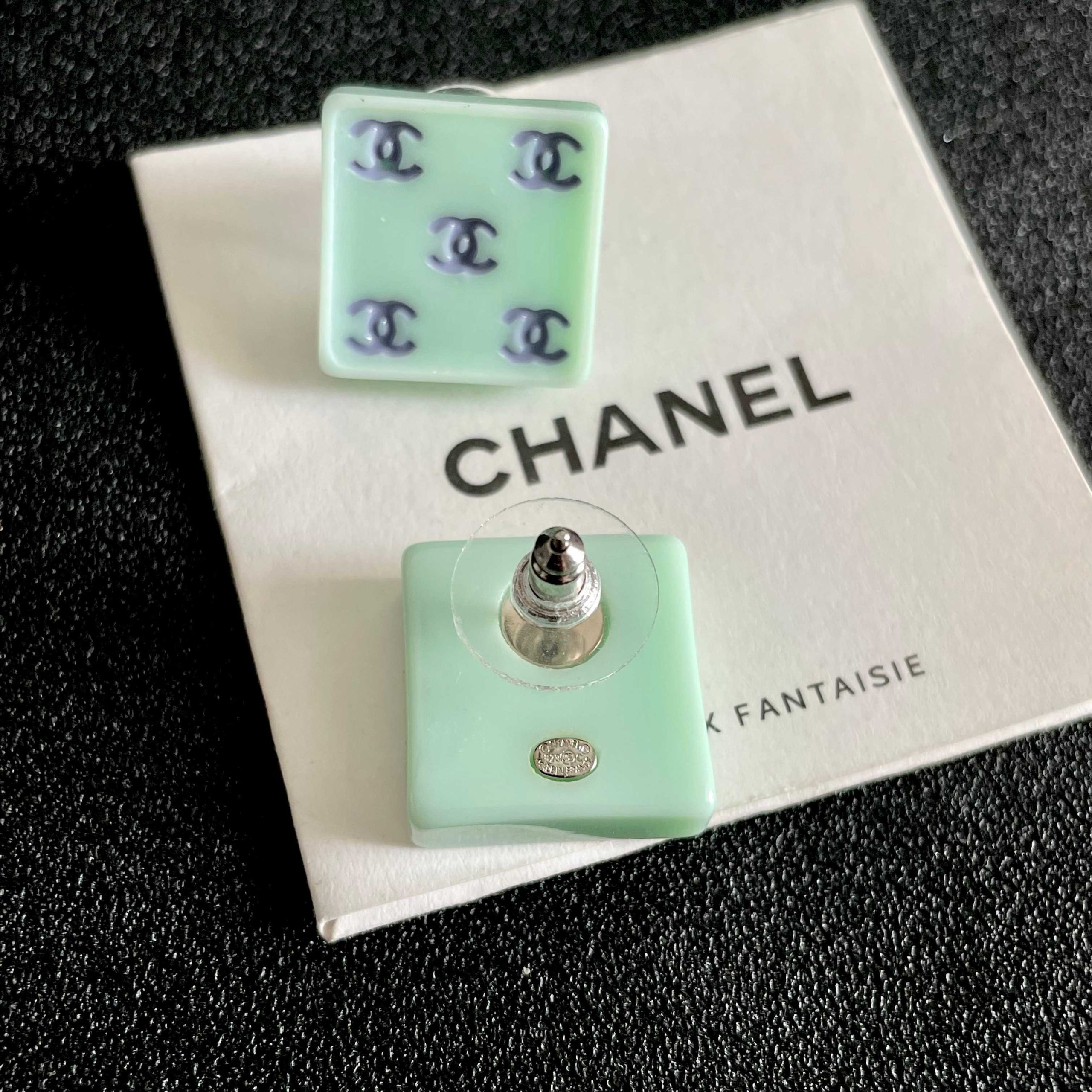 Chanel 原單方形雙C耳環 女款極簡設計時尚百搭款| 9 Chanel 原單方形雙C耳環 女款極簡設計時尚百搭款